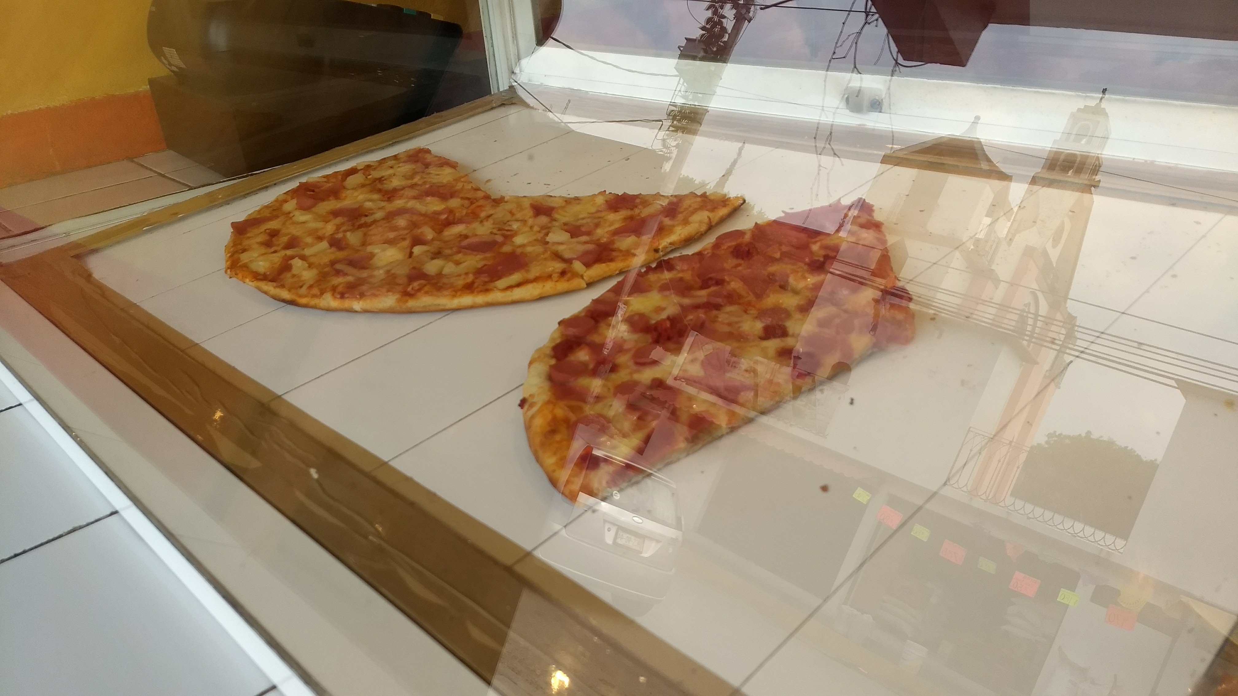 Pizzas Jerry's image 1