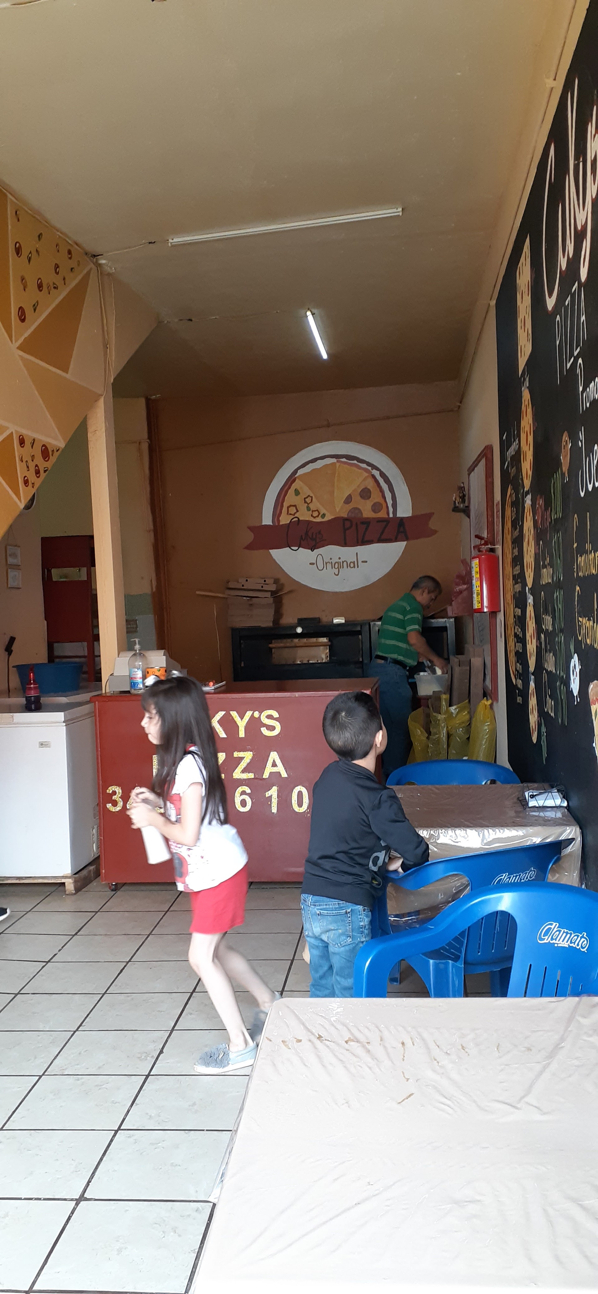 Sergios Pizza image 1