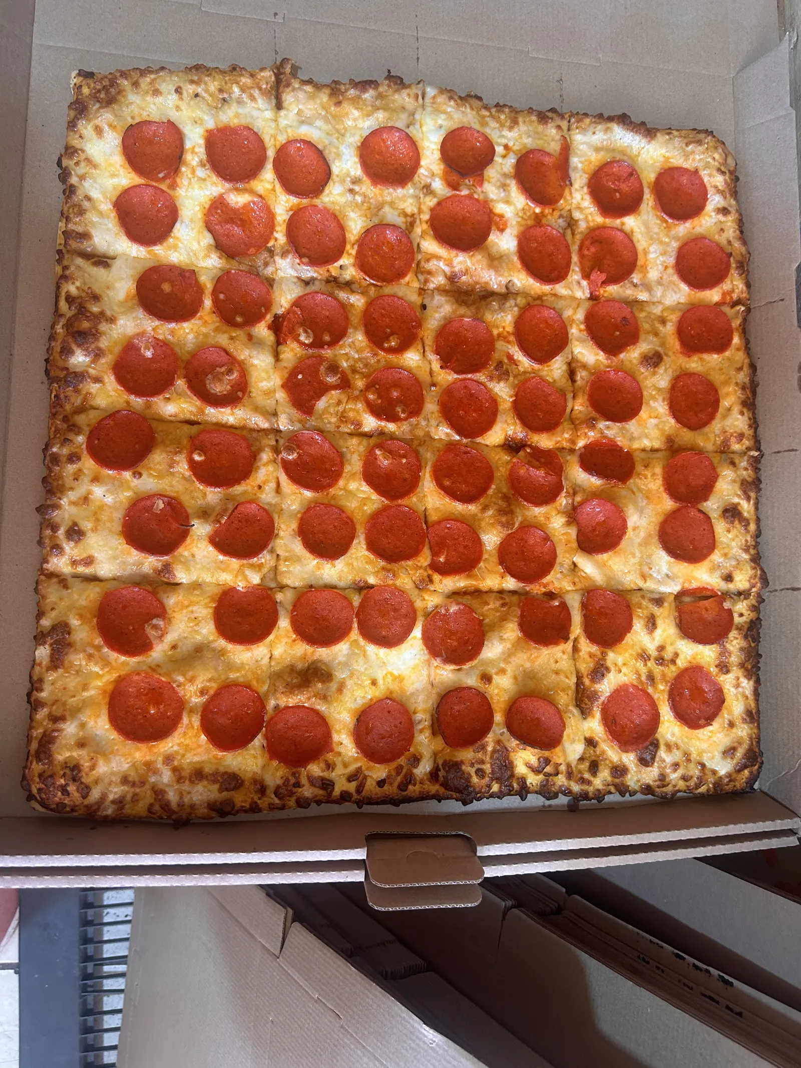 Sergios Pizza image 4