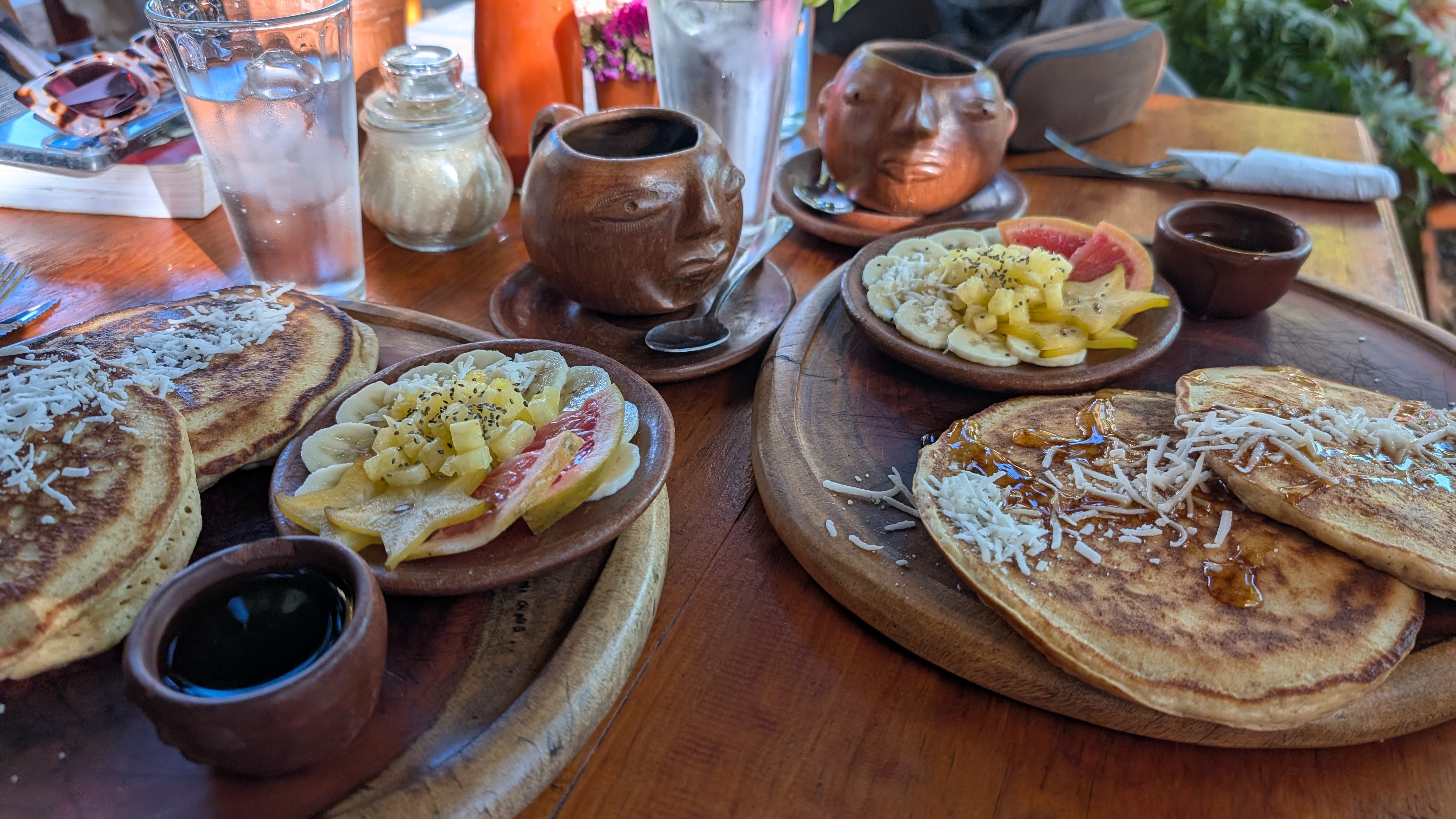 Mango Tree puerto escondido image 3