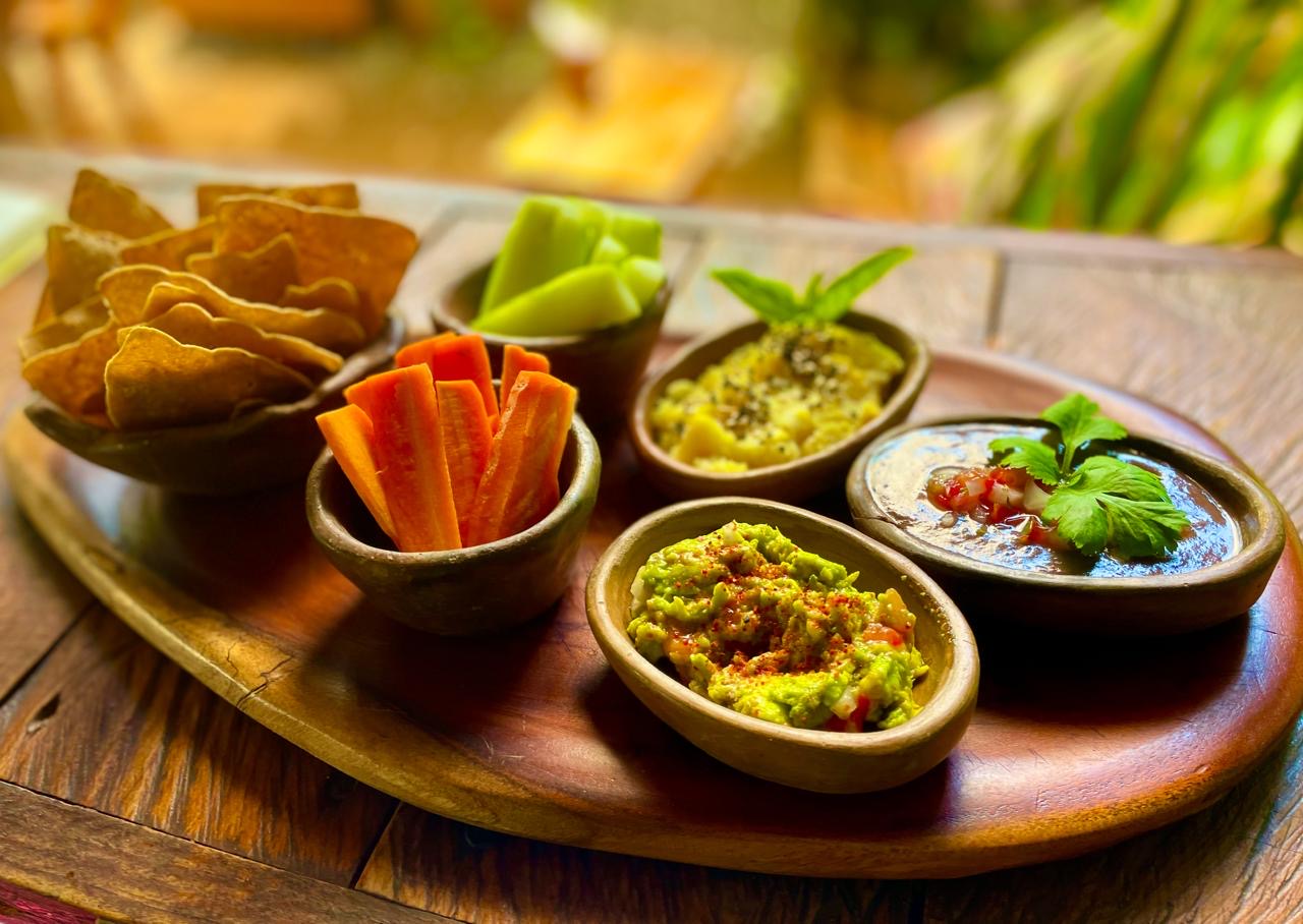 Mango Tree puerto escondido image 10