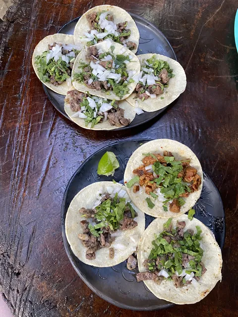 Tacos "LA TAKERIA" image 3