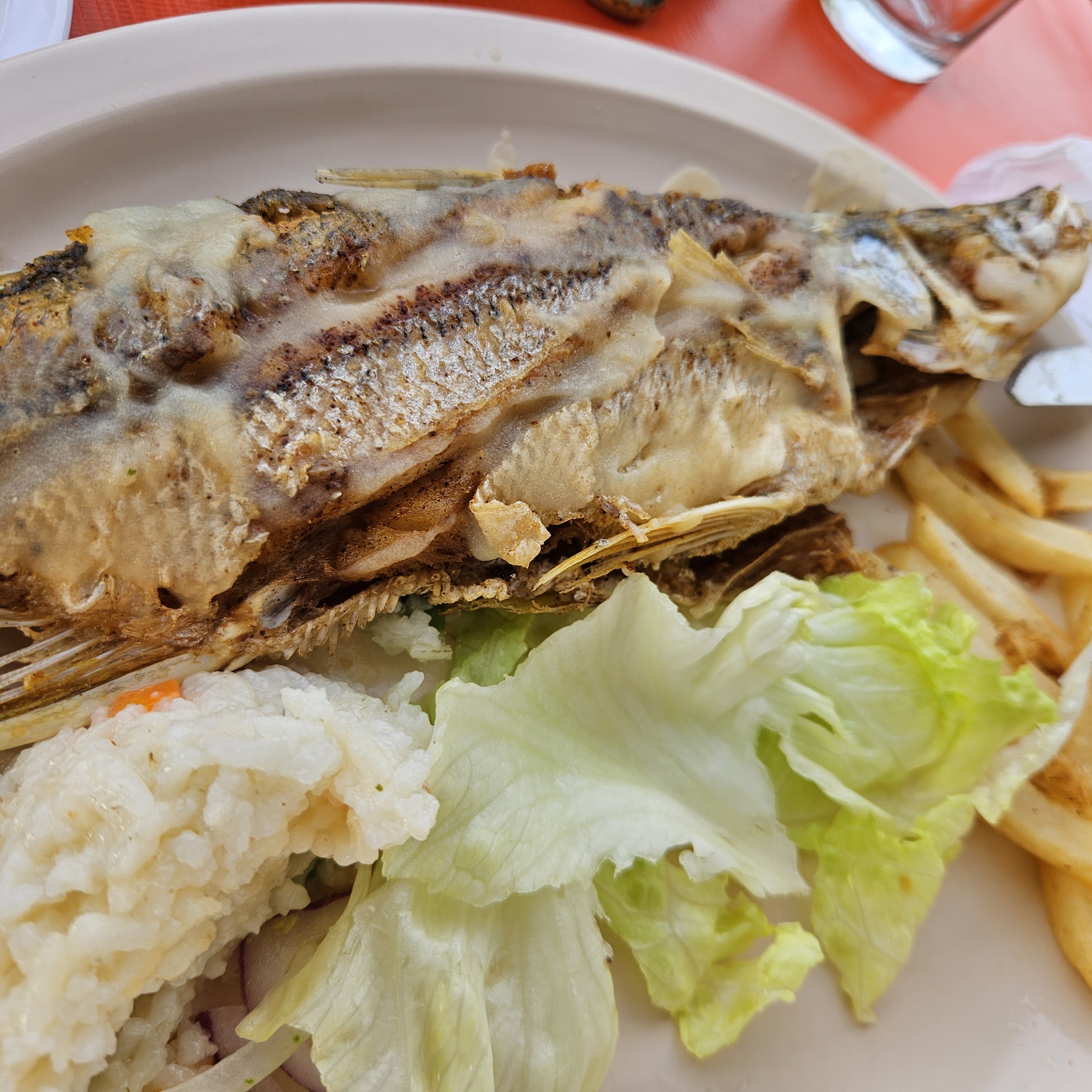 Media Luna Restaurant de Mariscos image 2