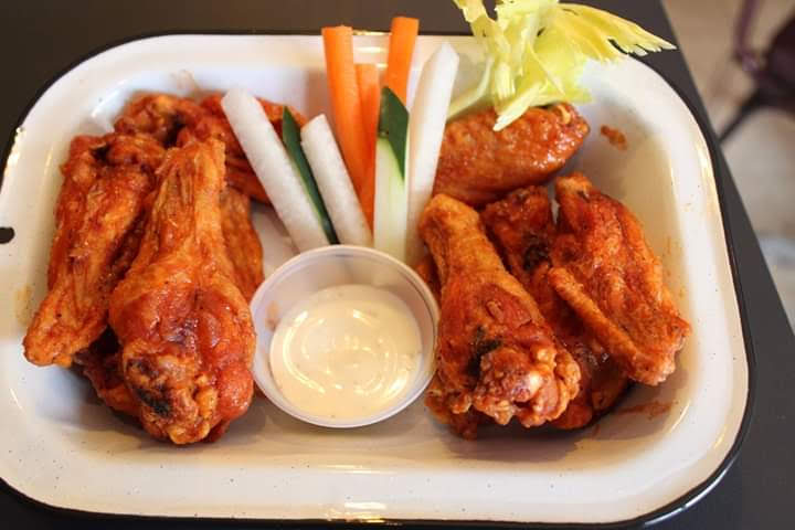 Cascarudo wings, Pueblo Viejo. image 3