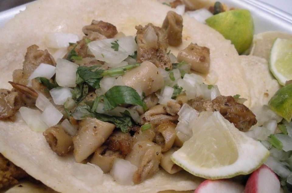 Antojitos Mexicanos “El taller“ image 2