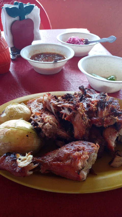 Pollos Asados Pollo-Llon image 3