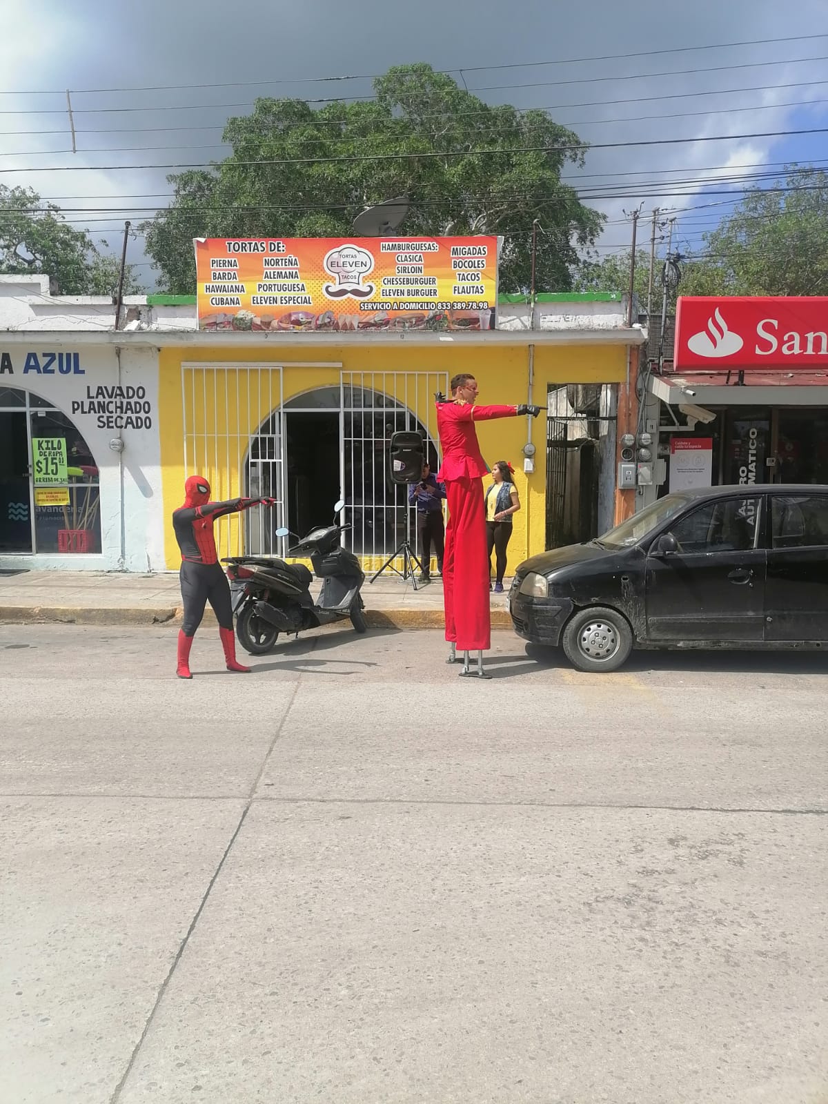 Tacos y tortas eleven image 1