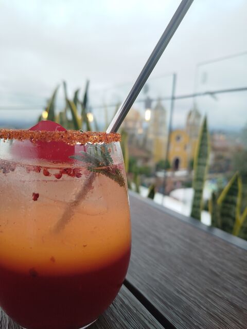 360 Rooftop Lounge & Dining image 2
