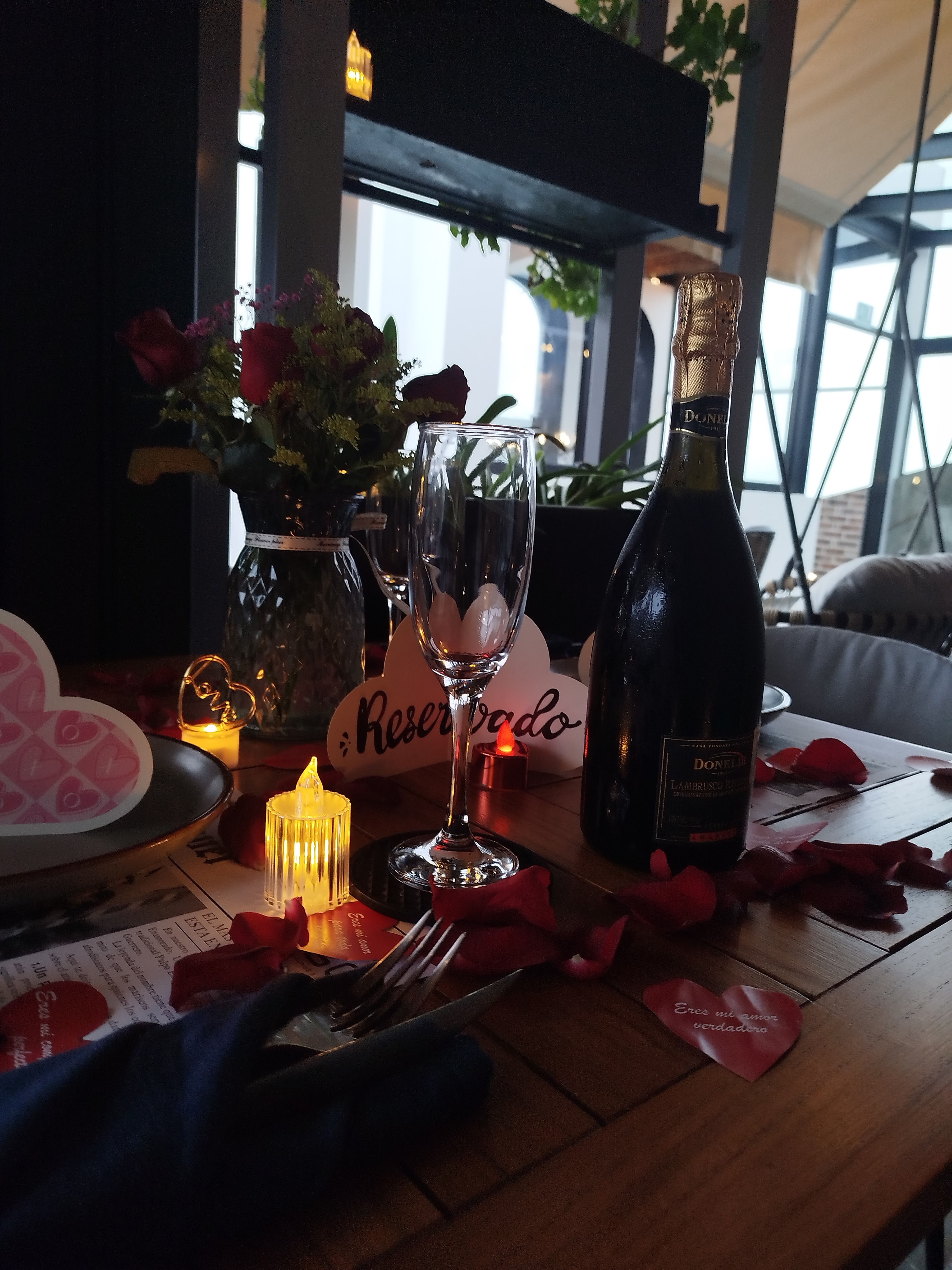 360 Rooftop Lounge & Dining image 3