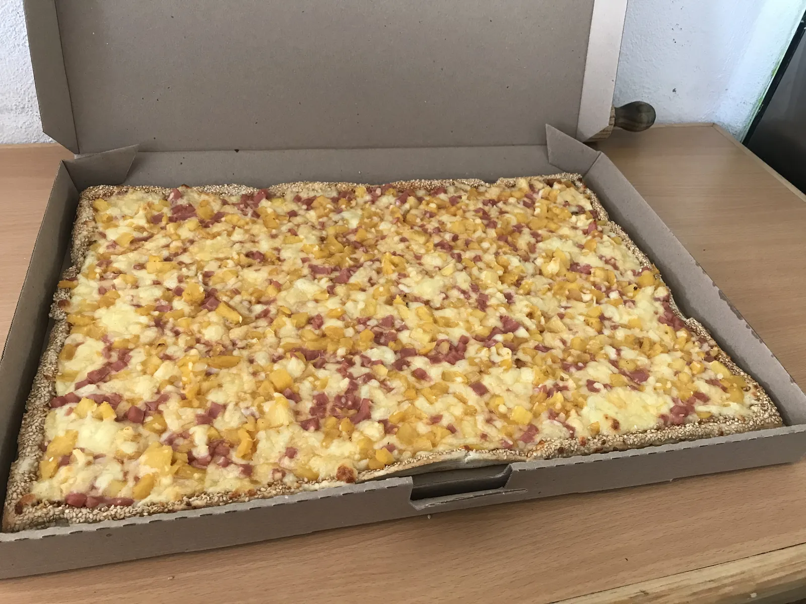 Lion's pizza image 4