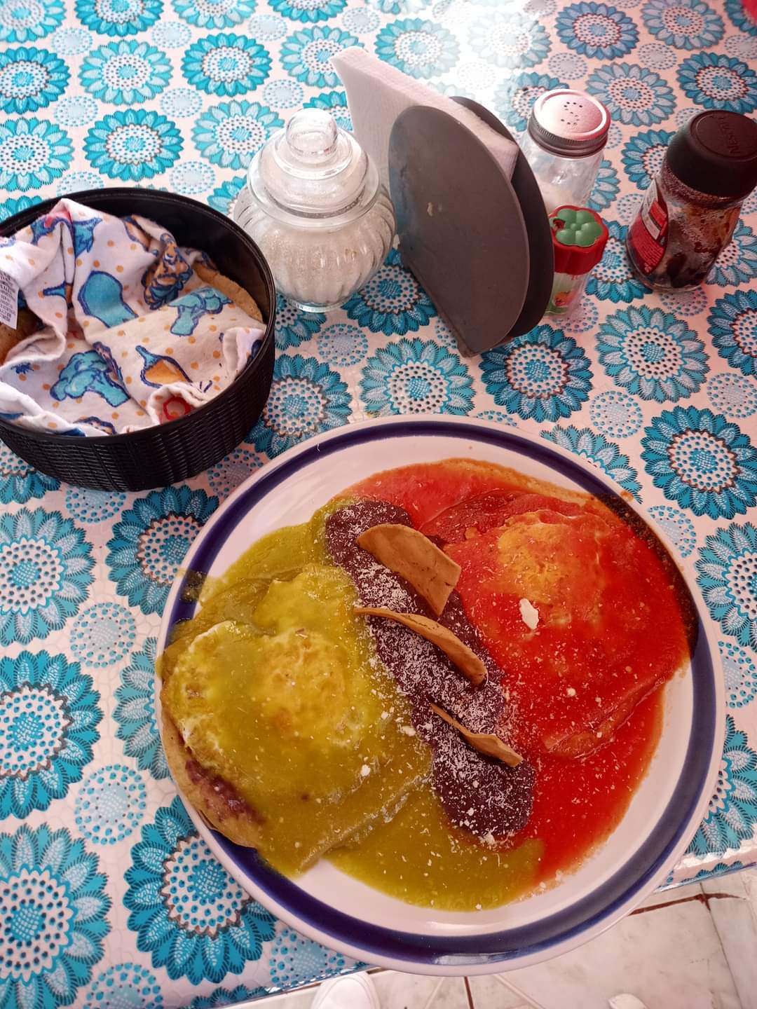 Antojitos y Comida corrida Estheralis image 5