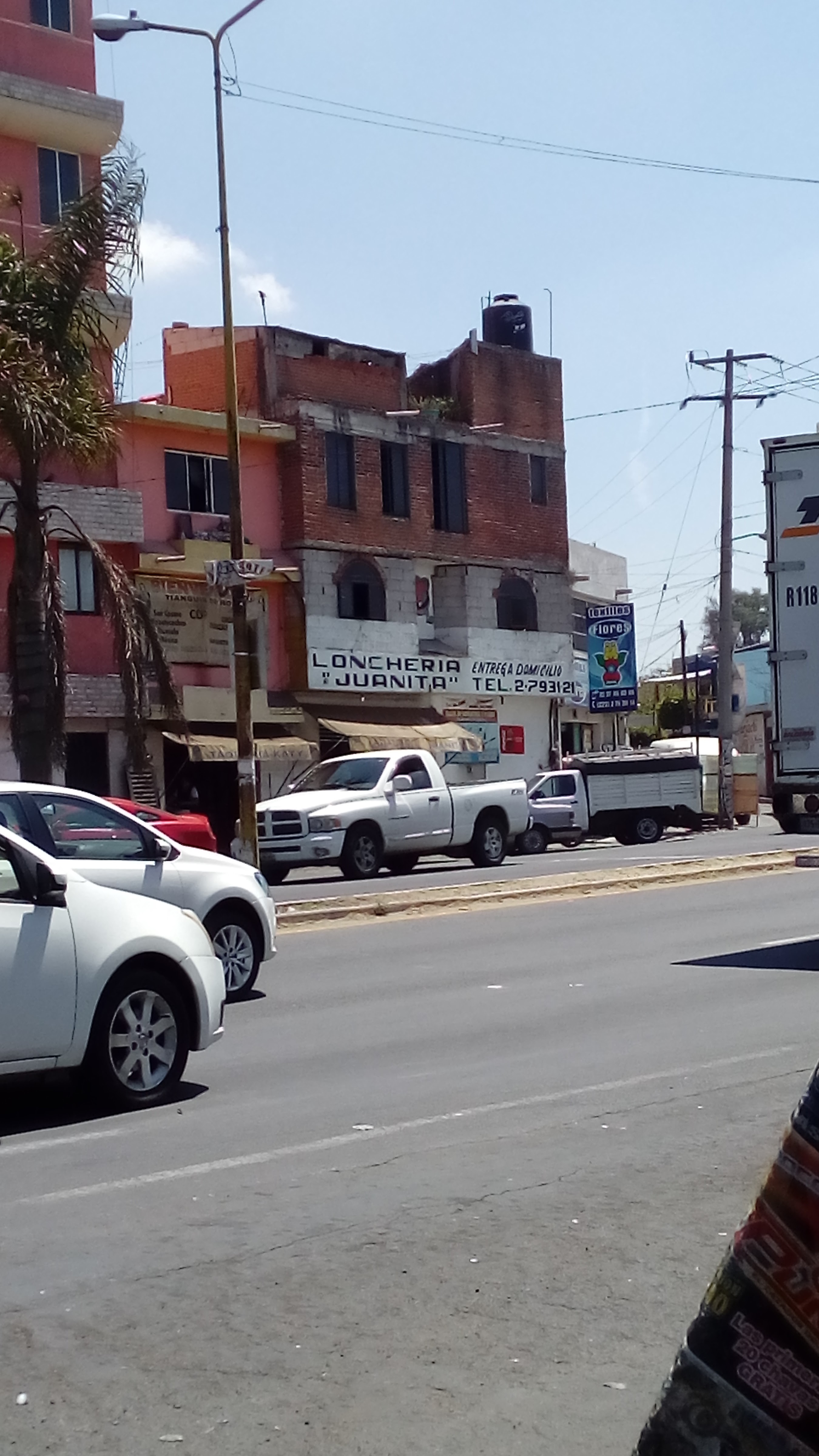 Loncheria Juanita image 6