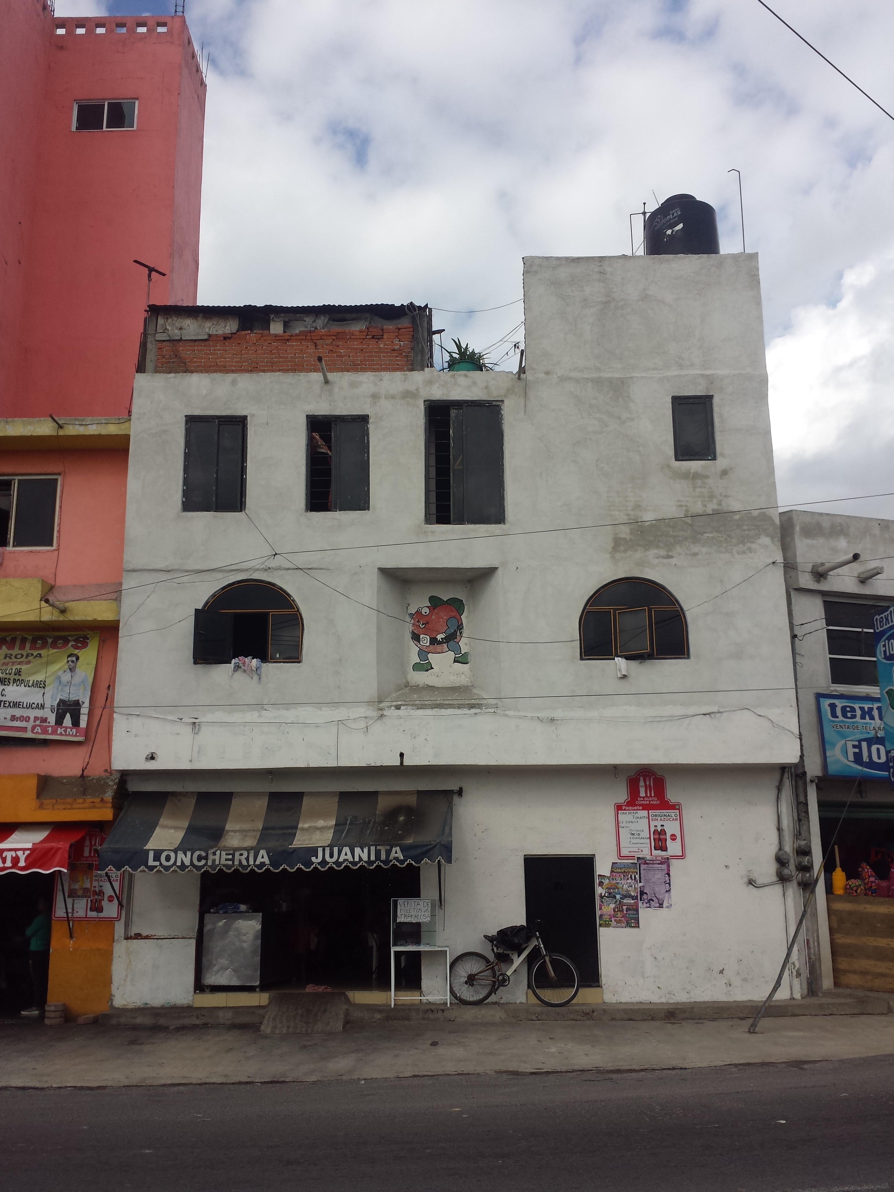 Loncheria Juanita image 7