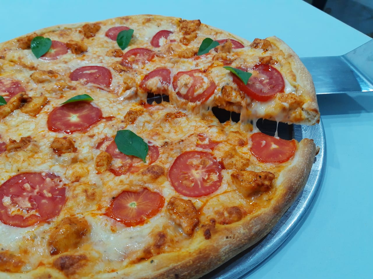 Alfredo's pizza image 7