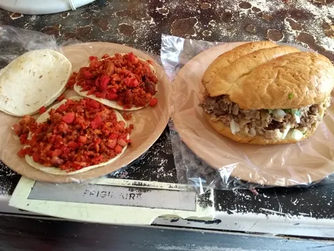 Carnitas El Pelon image 1