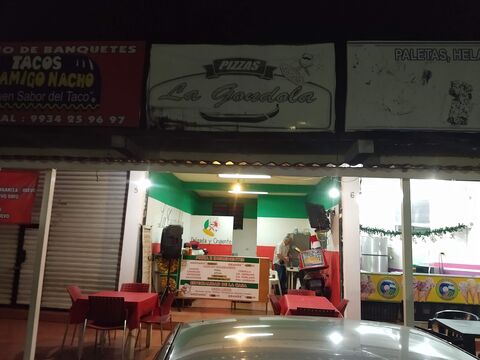 La Góndola Pizzas image 2