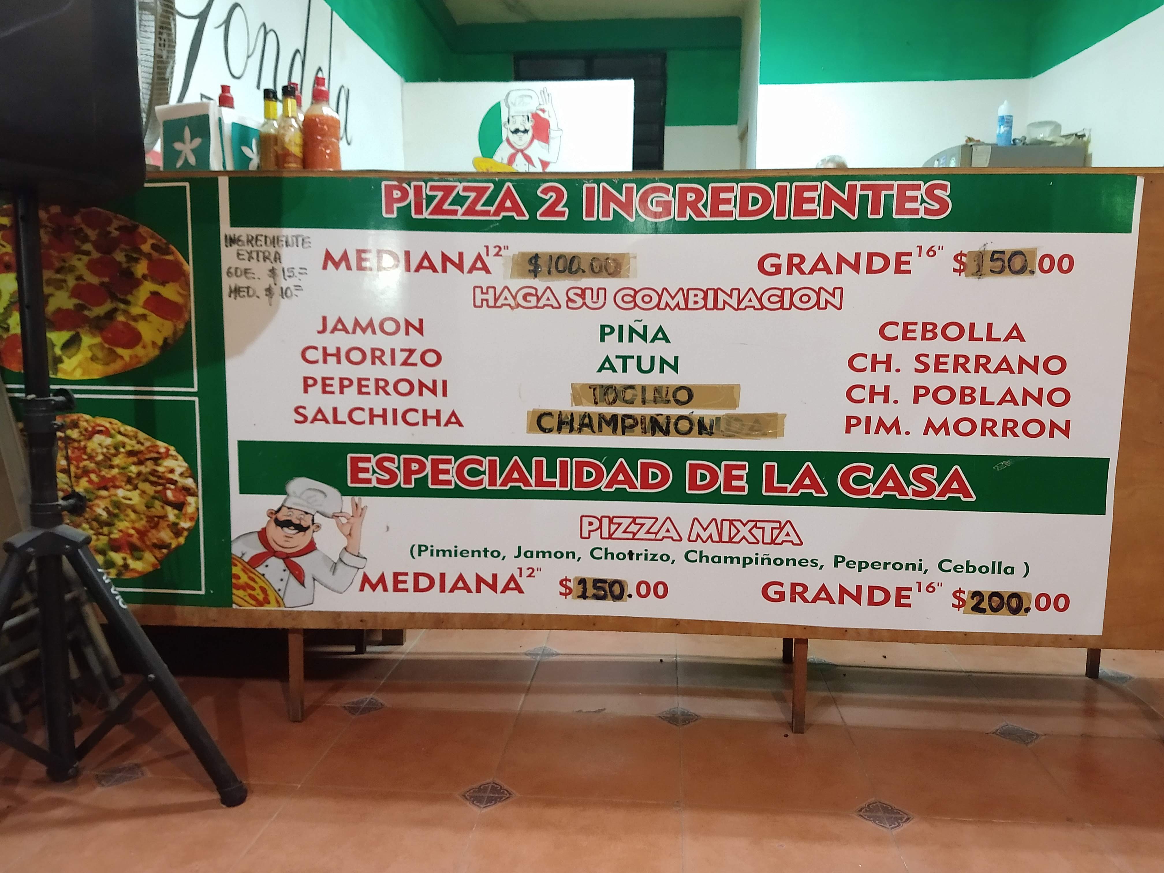 La Góndola Pizzas image 3