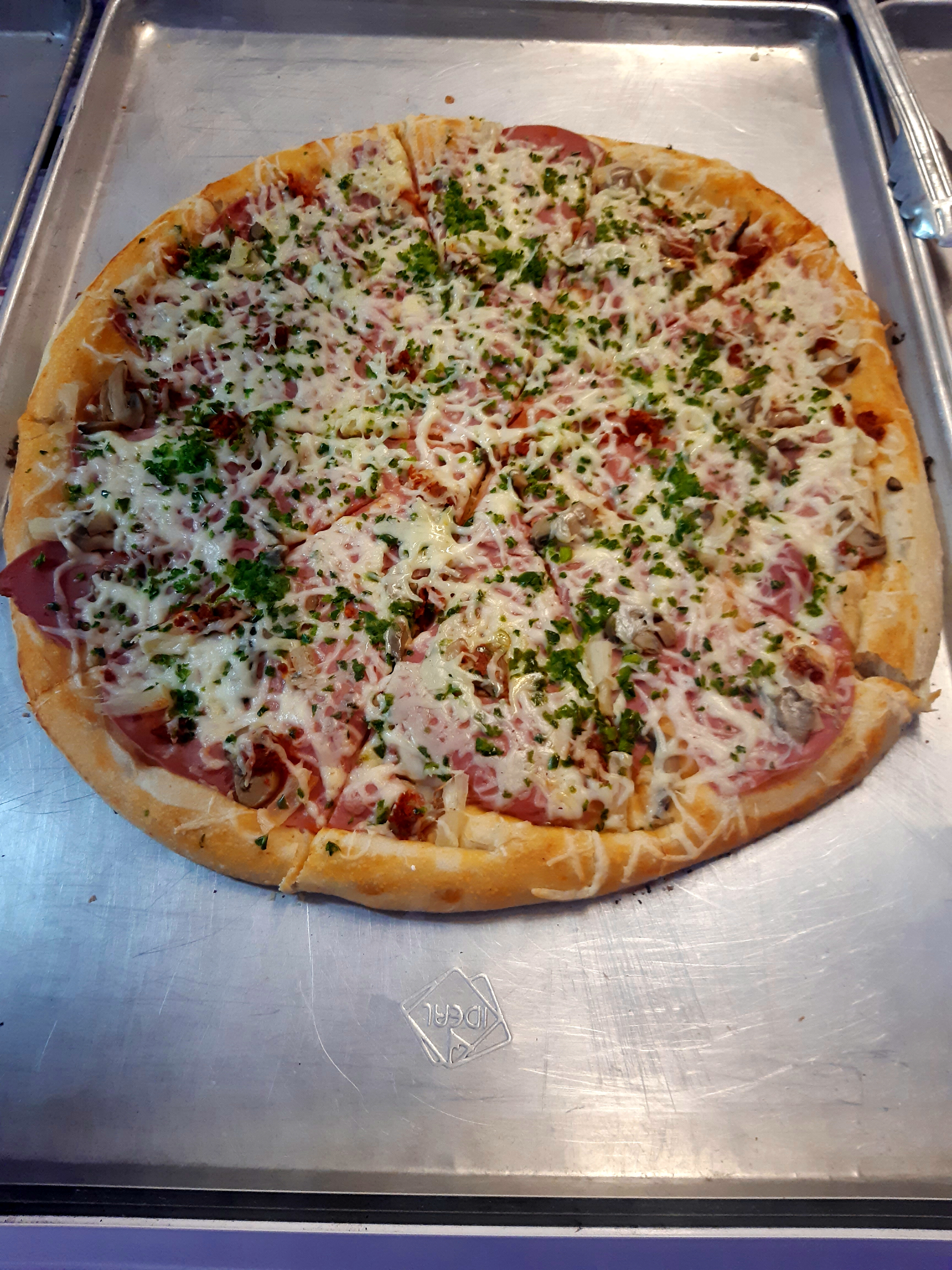 PIZZERIA NECAXAIL image 6