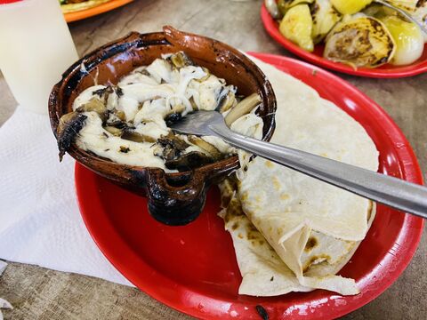 Taqueria LOS MIXES Tepexpan image 7