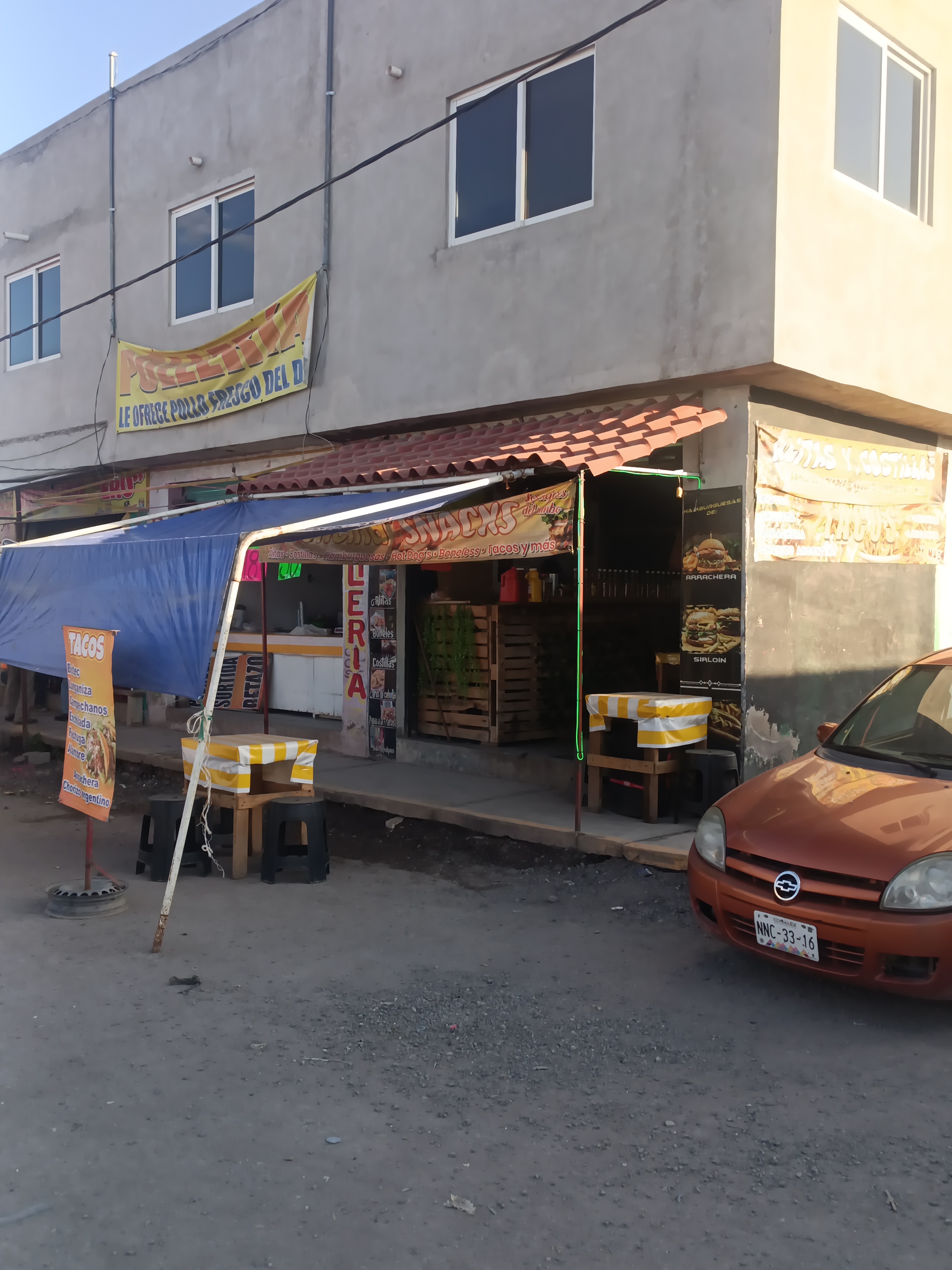 LA OFICINA SNACKS image 1