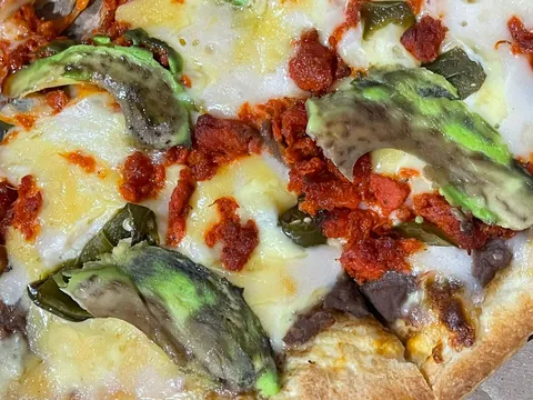 Sinai Pizzas image 1