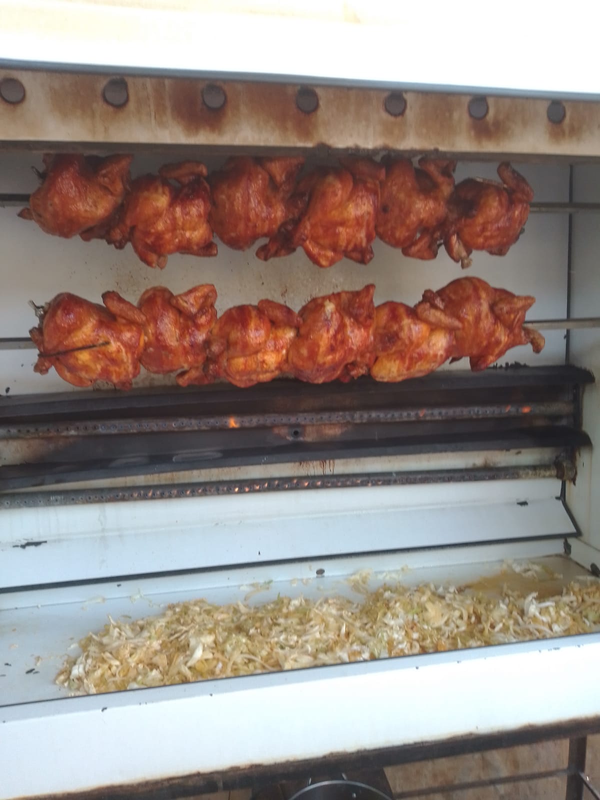 Rosticeria el pollo sabróson image 3