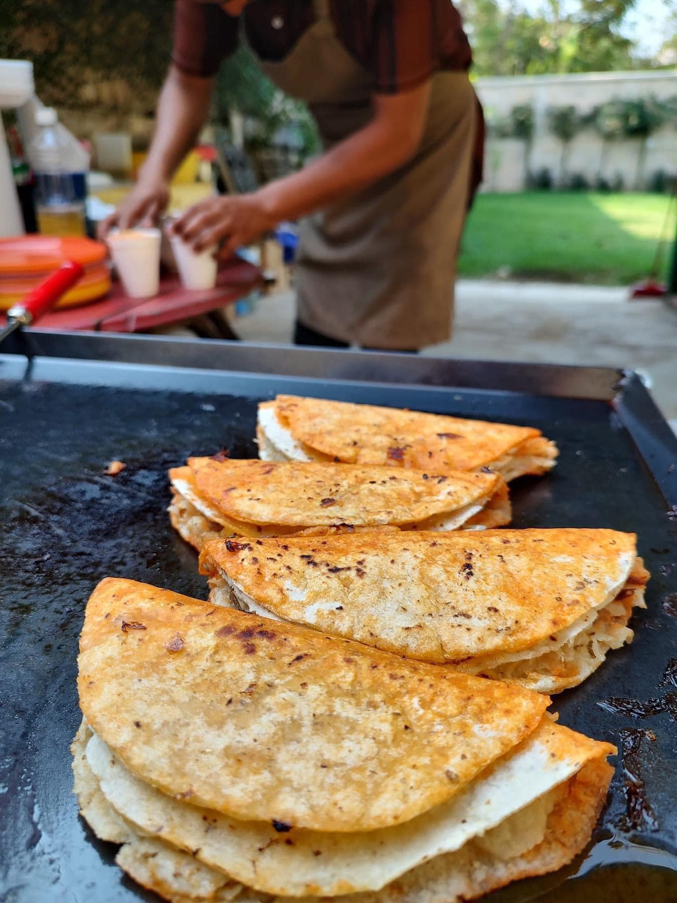 Birria "Los Charlies" Zaragoza image 4