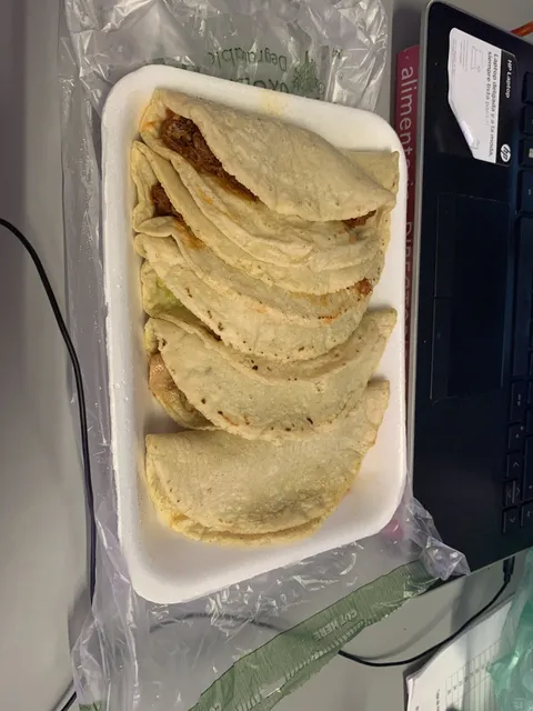 Gorditas Y Tacos Doña Mely image 5
