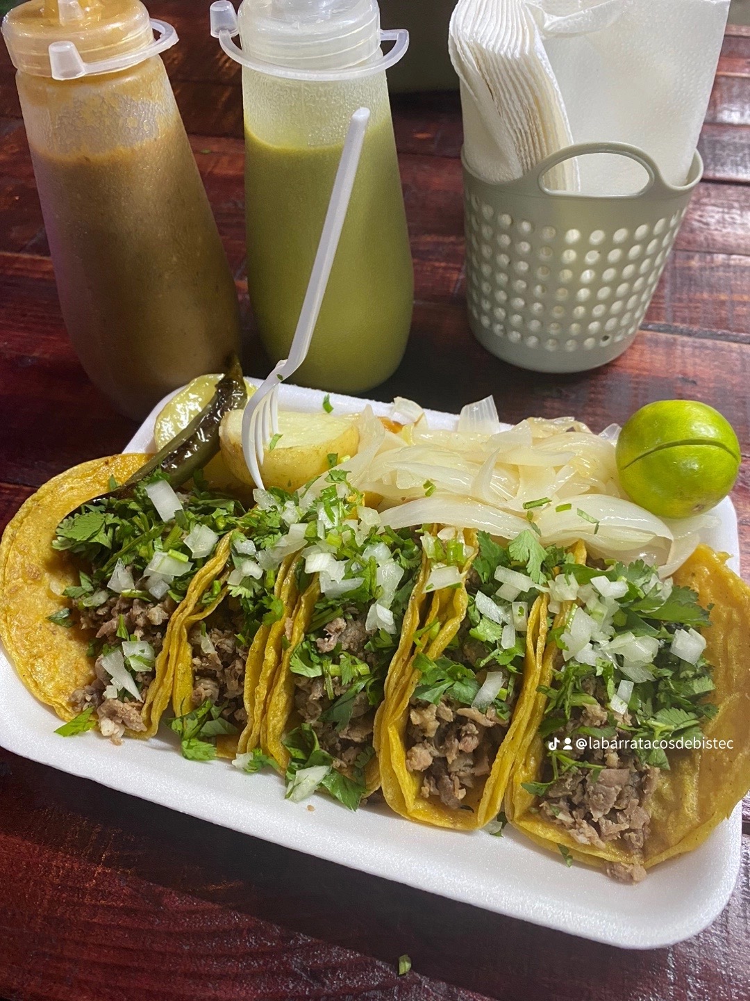 La Barra tacos de Bistec image 10