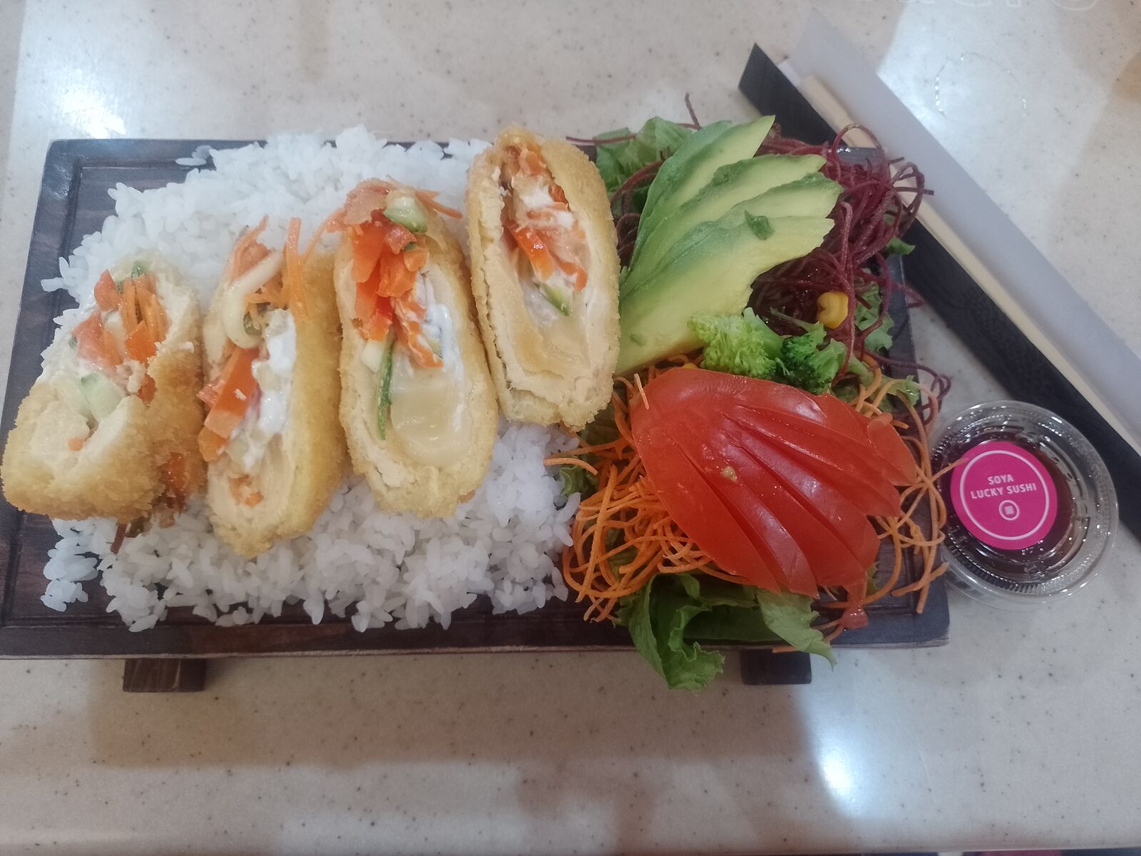Lucky Sushi image 4