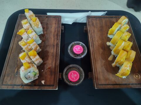 Lucky Sushi image 7