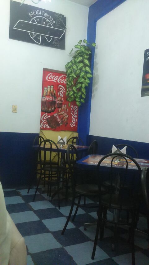 Mariscalys Pizza image 2