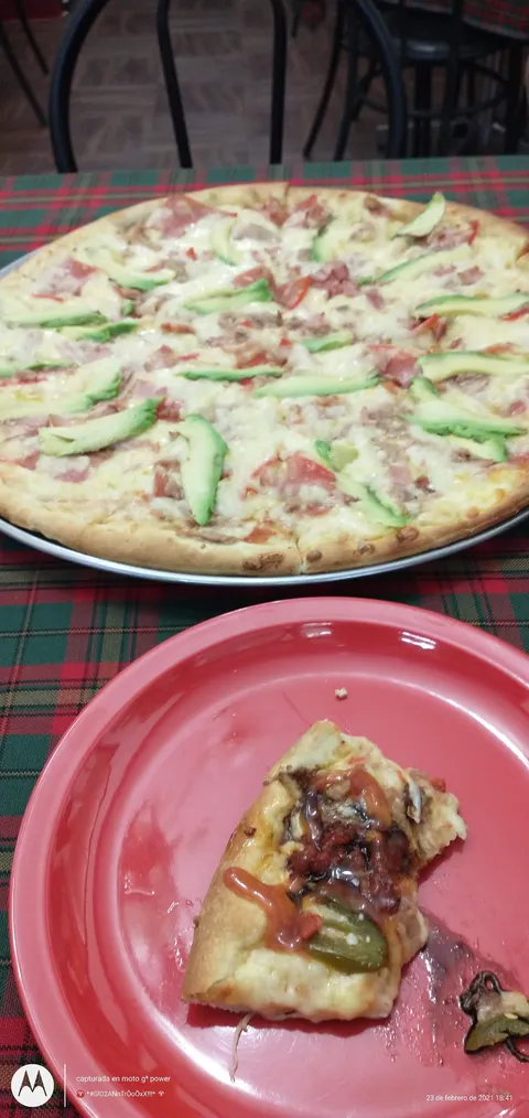 Mariscalys Pizza image 8