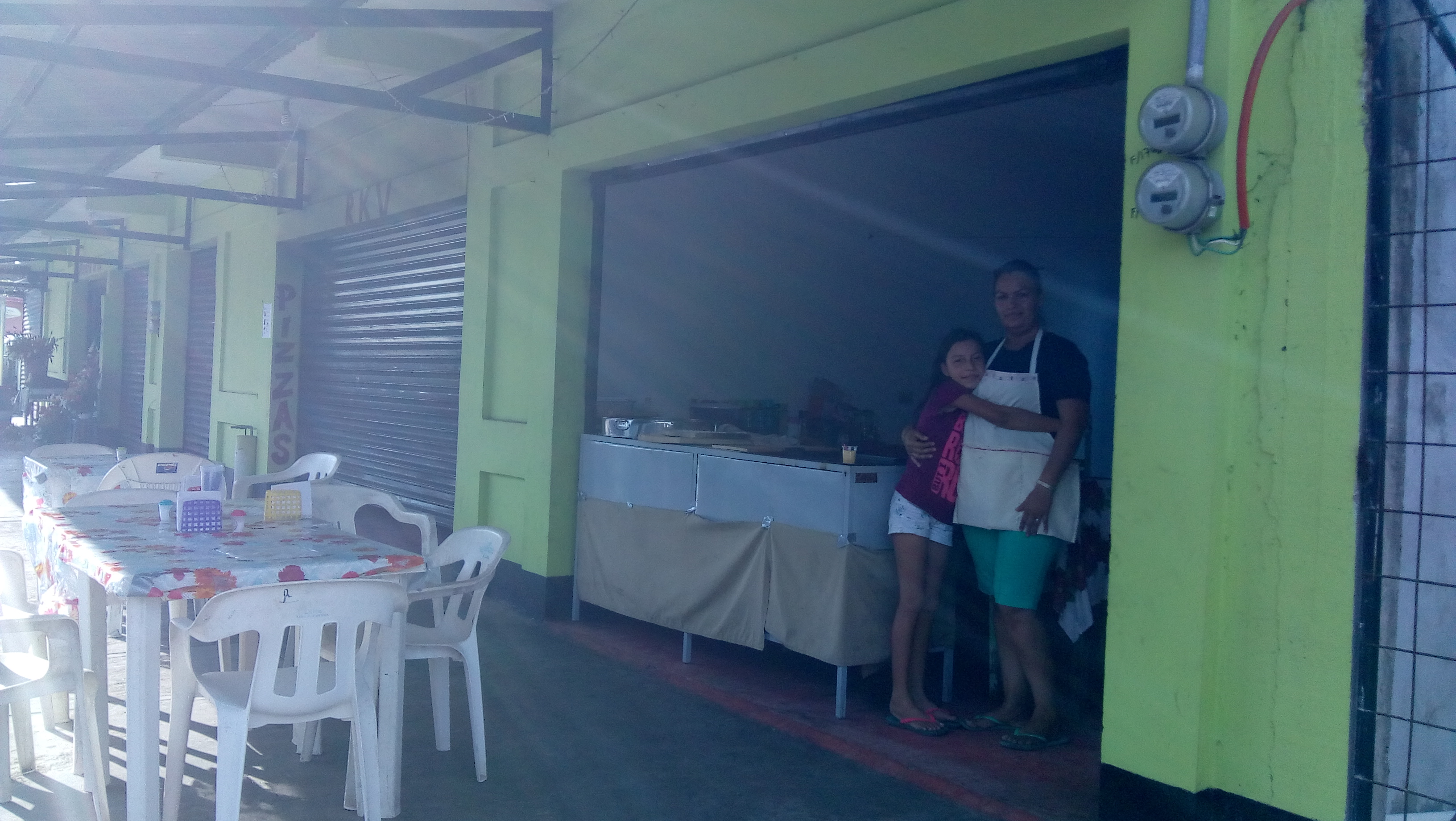 Pupuseria Y Taqueria "Los Gitanos" image 1