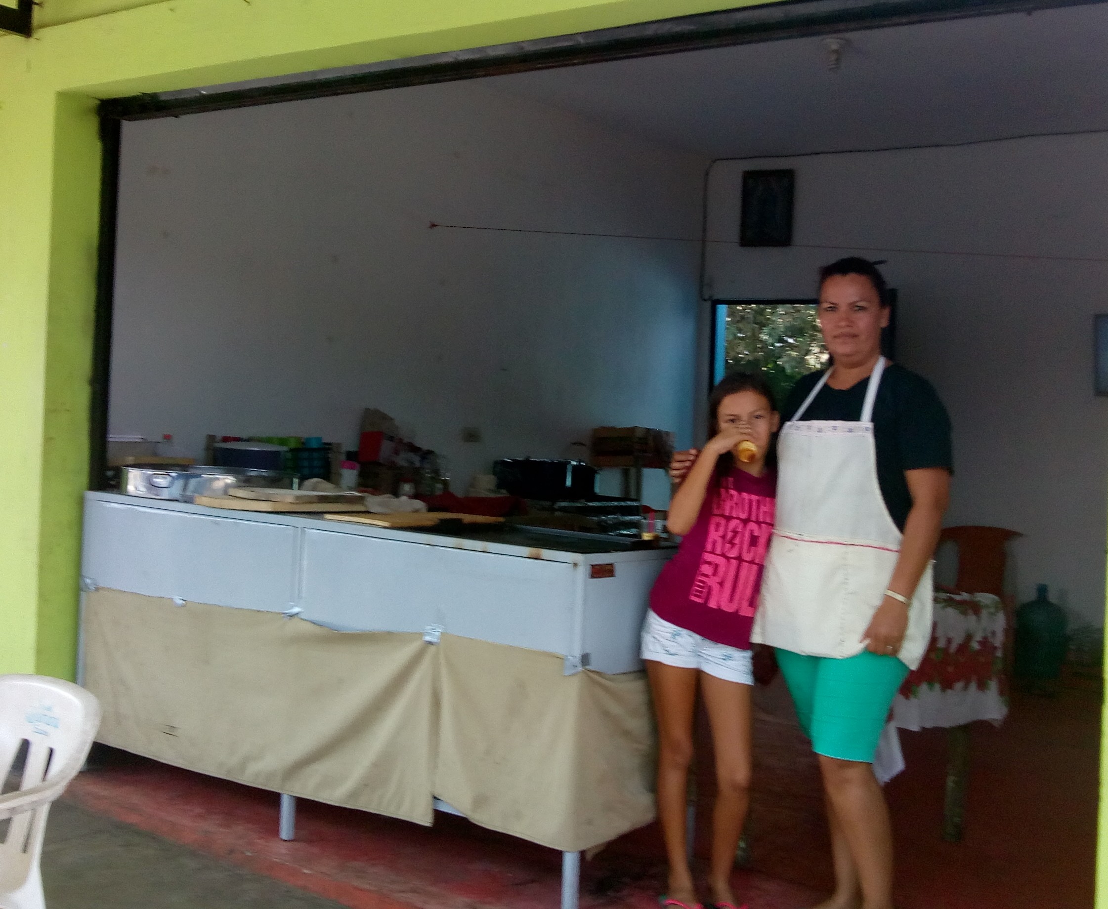Pupuseria Y Taqueria "Los Gitanos" image 3