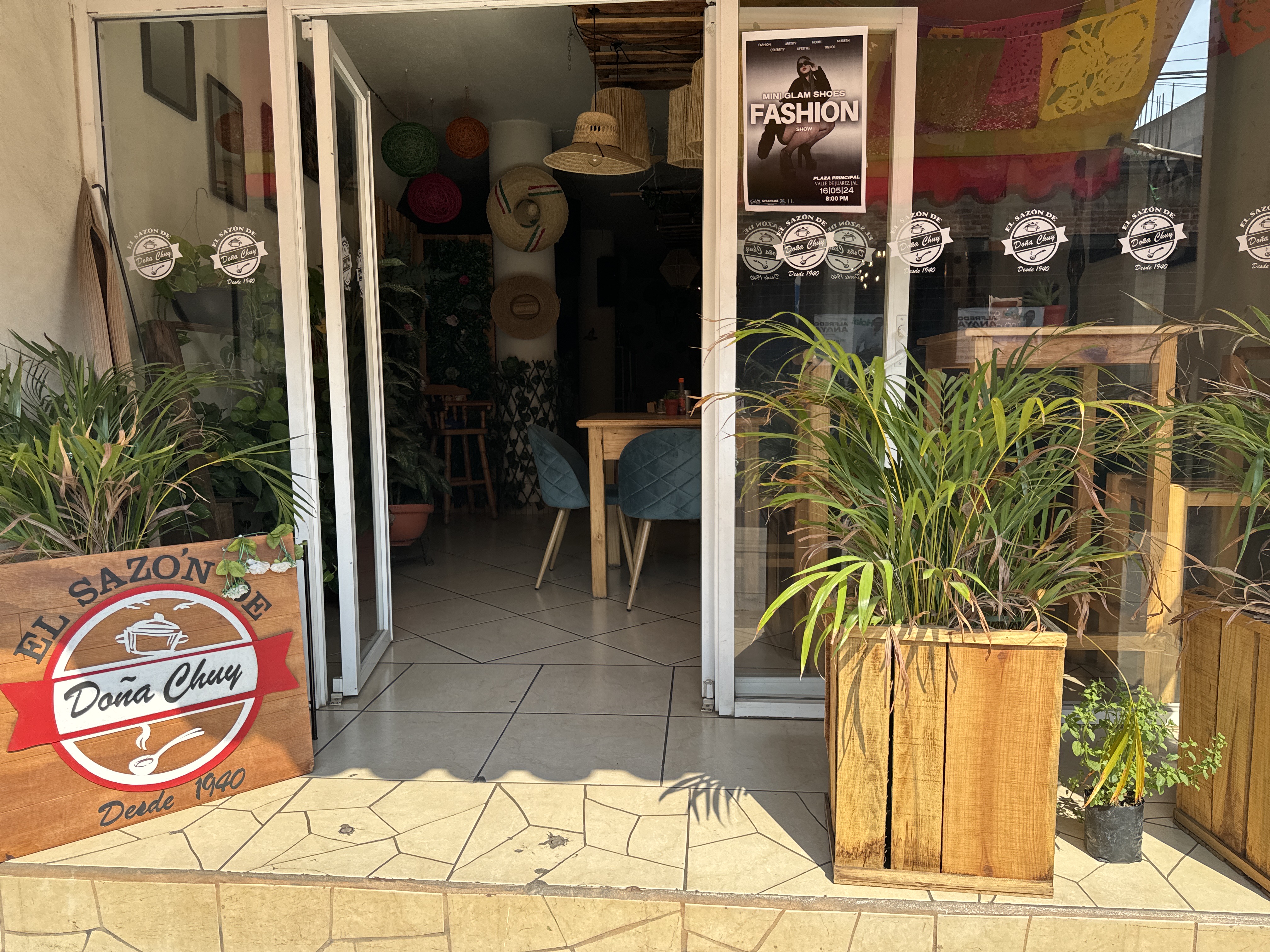 El Sazón de Doña Chuy image 1