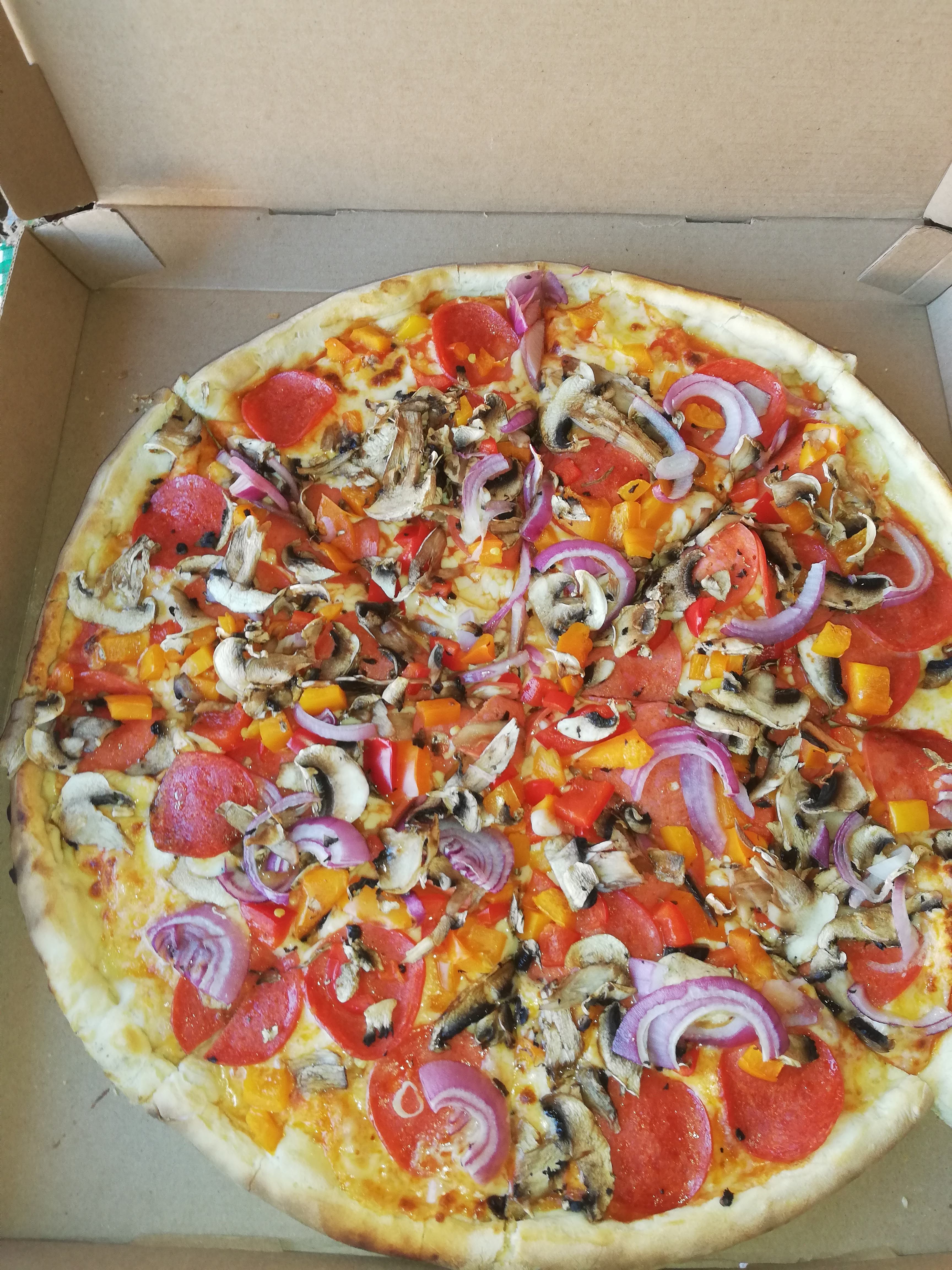 Pizzas a la leña YAQUELIN image 3