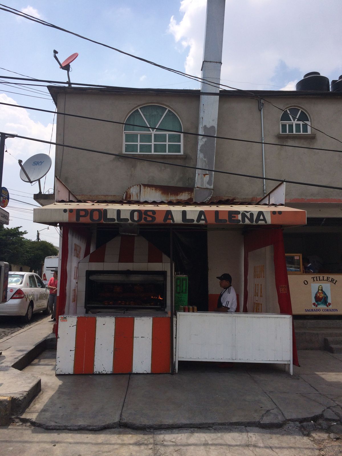 Pollos a la leña image 1