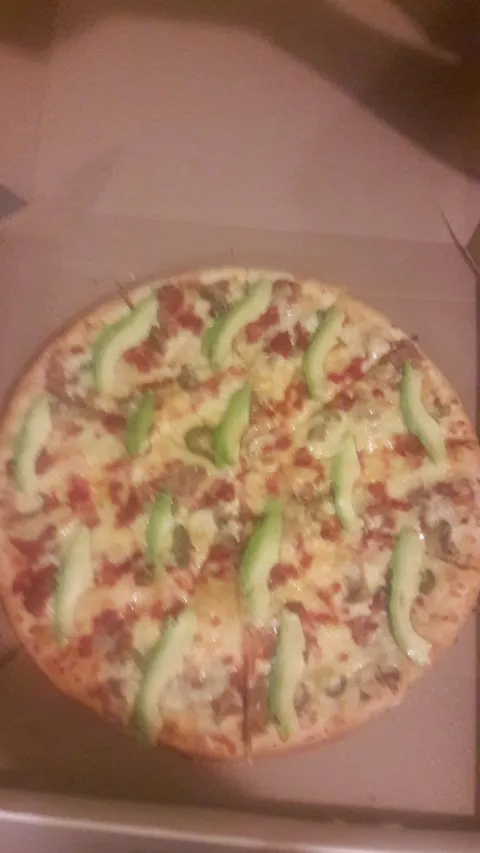 Jenny Pizza image 3
