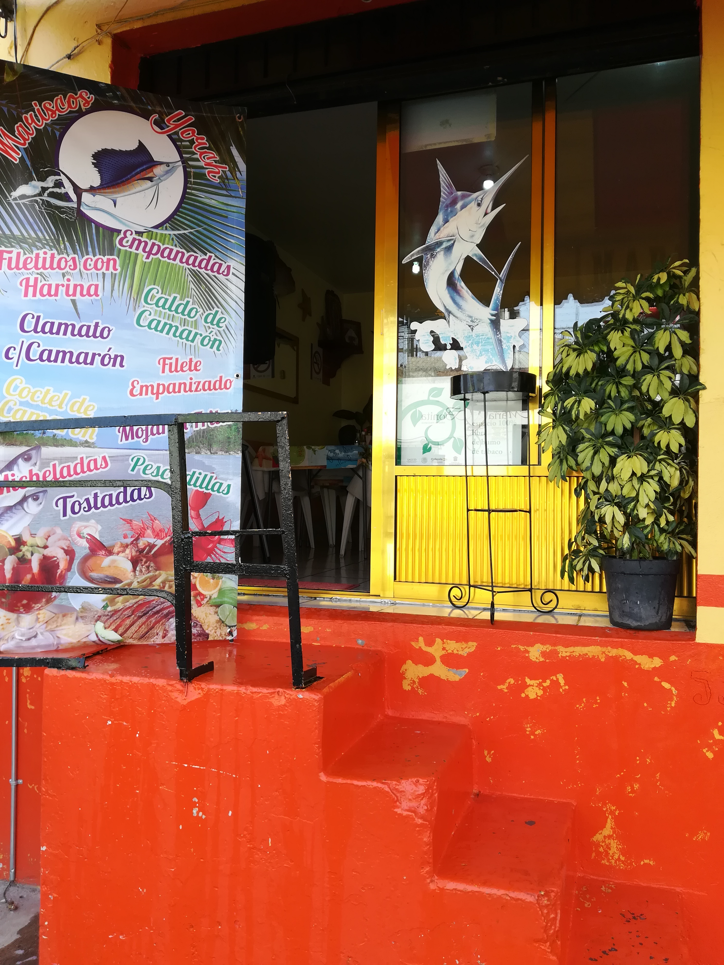 Mariscos Yorch image 3