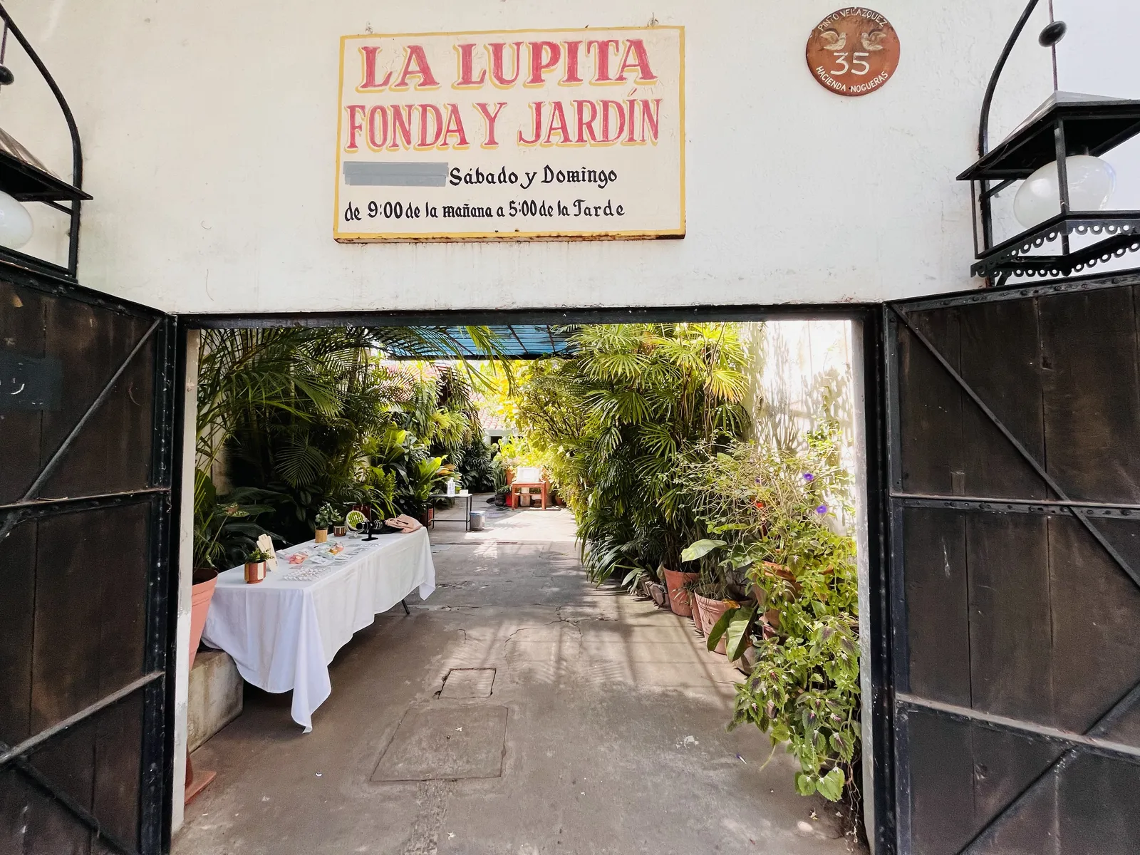 Fonda Lupita image 5