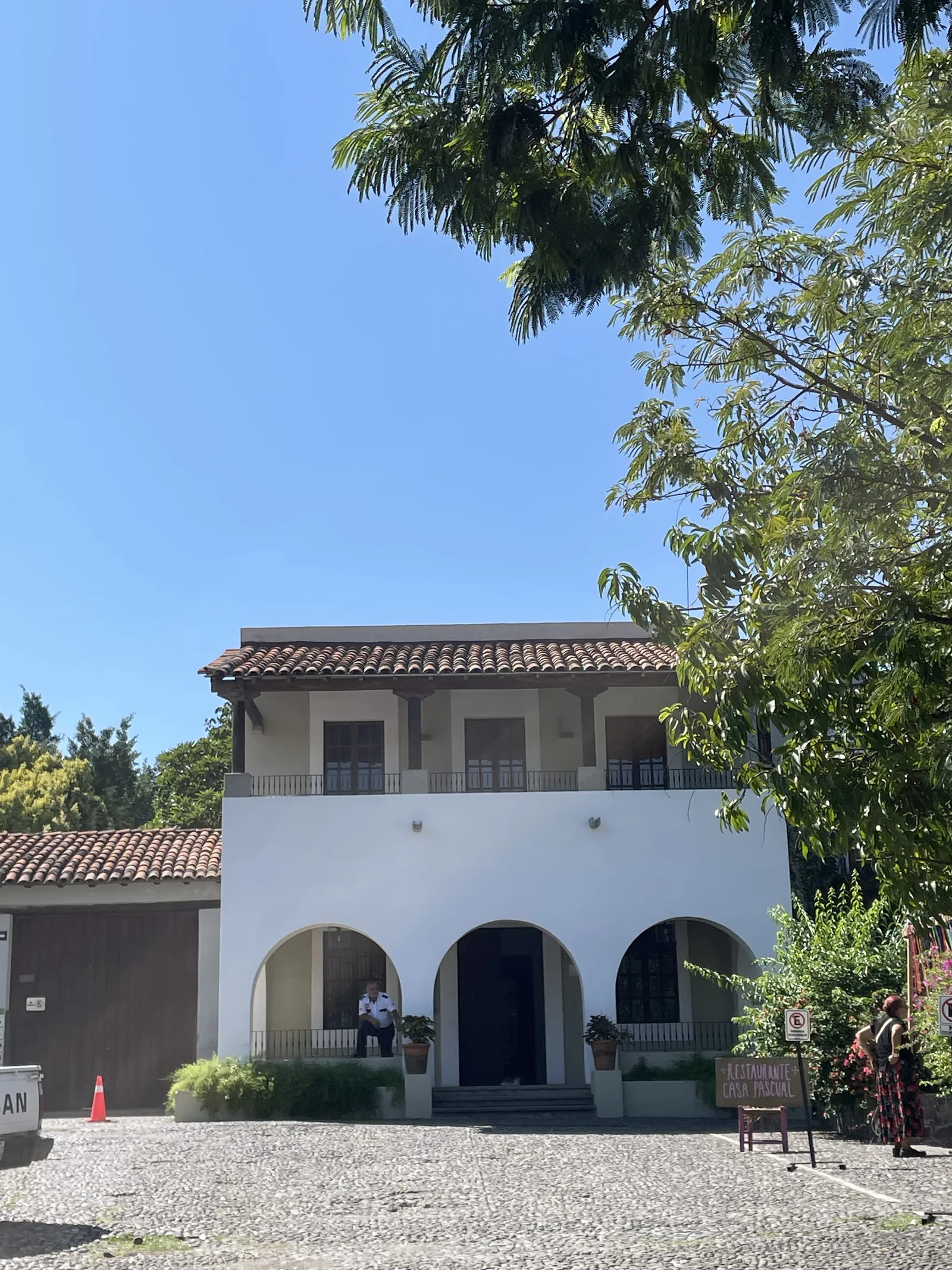 Fonda Lupita image 6