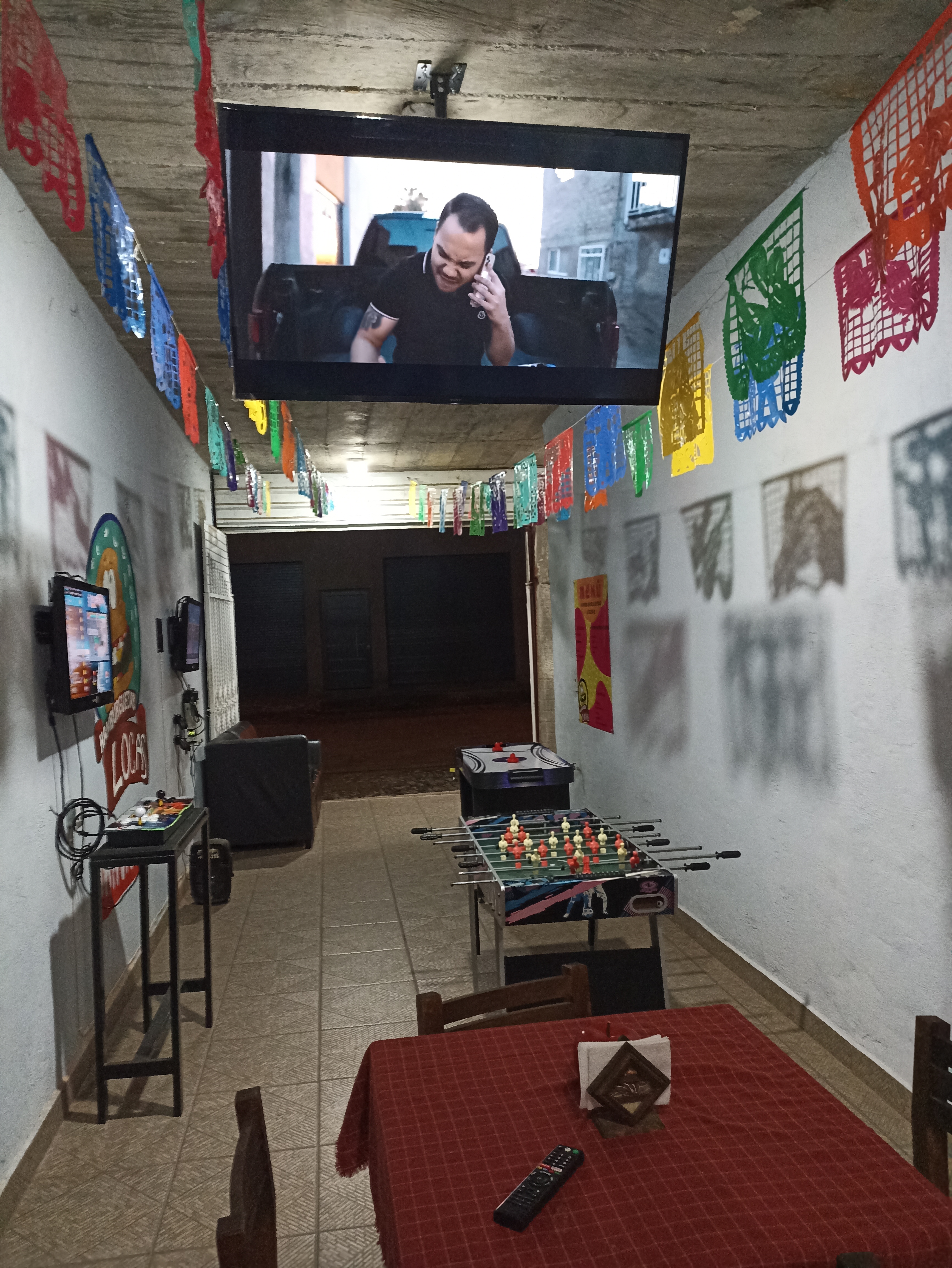 HAMBURGUESAS LOCAS image 7