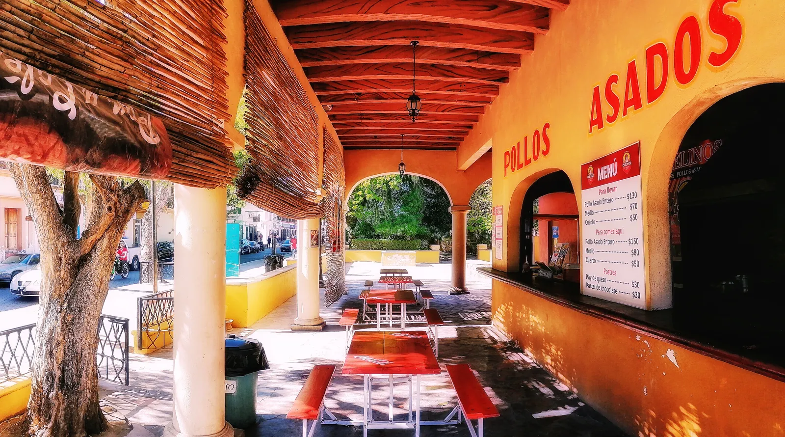 Taqueria y hotdogs Chelinos image 4