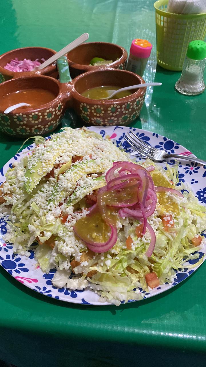 Cenaduria A LA BRAVA image 2