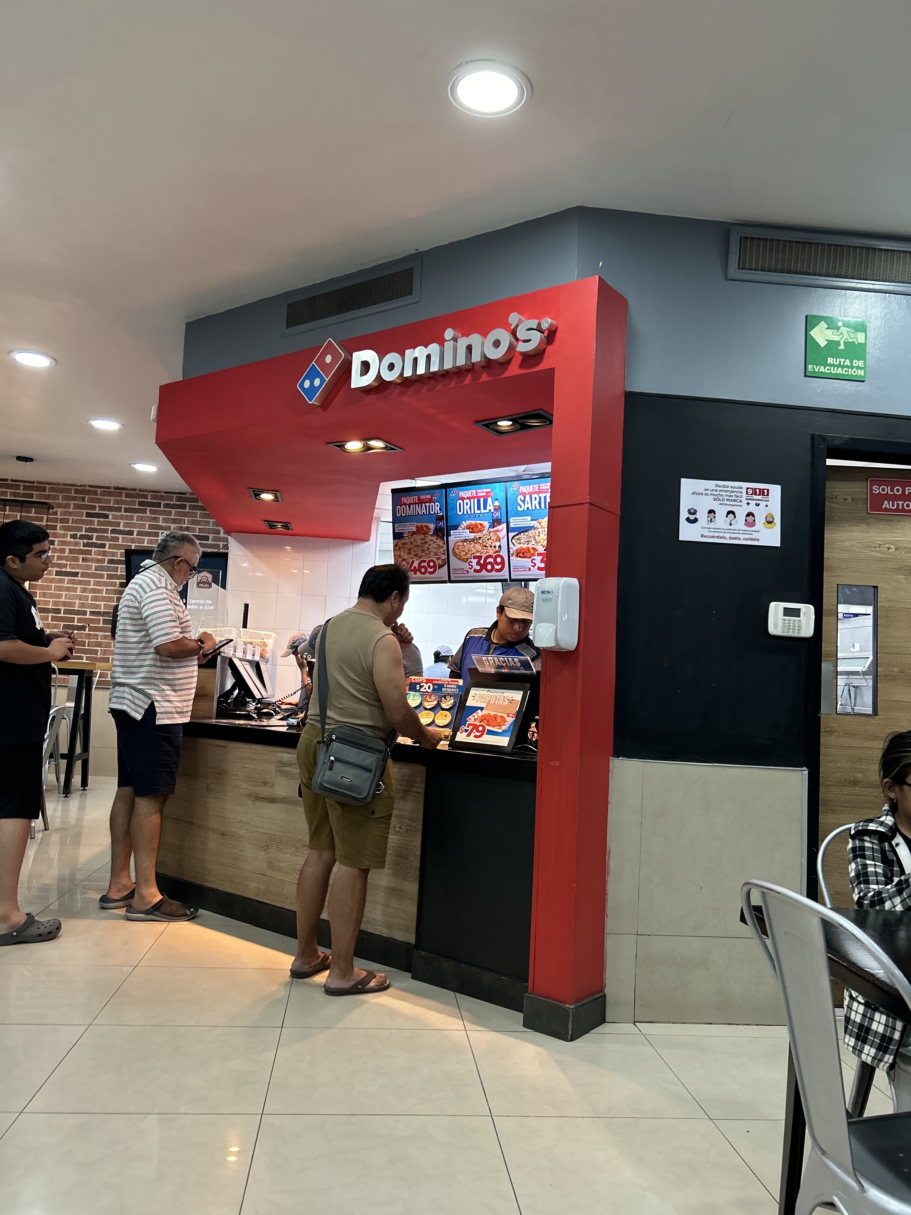 Domino's Campeche Villa Del Río image 5