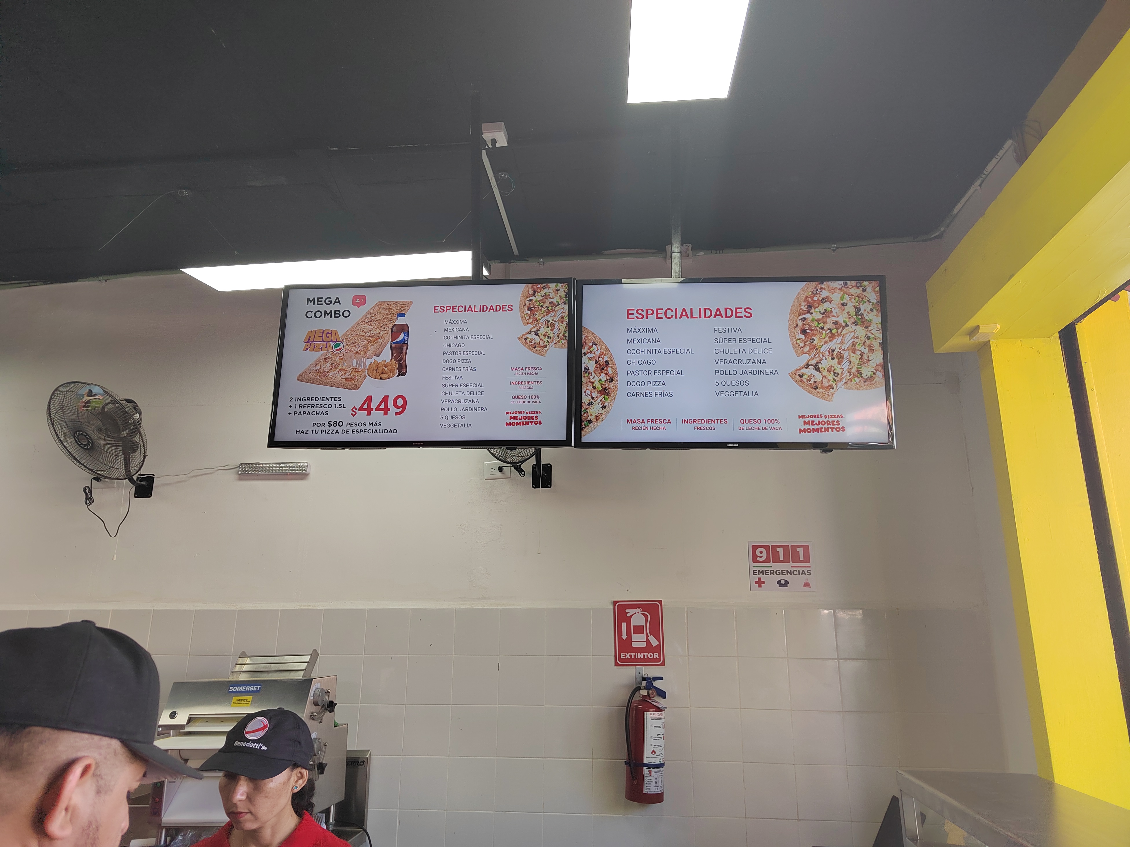 Benedetti's pizza image 8