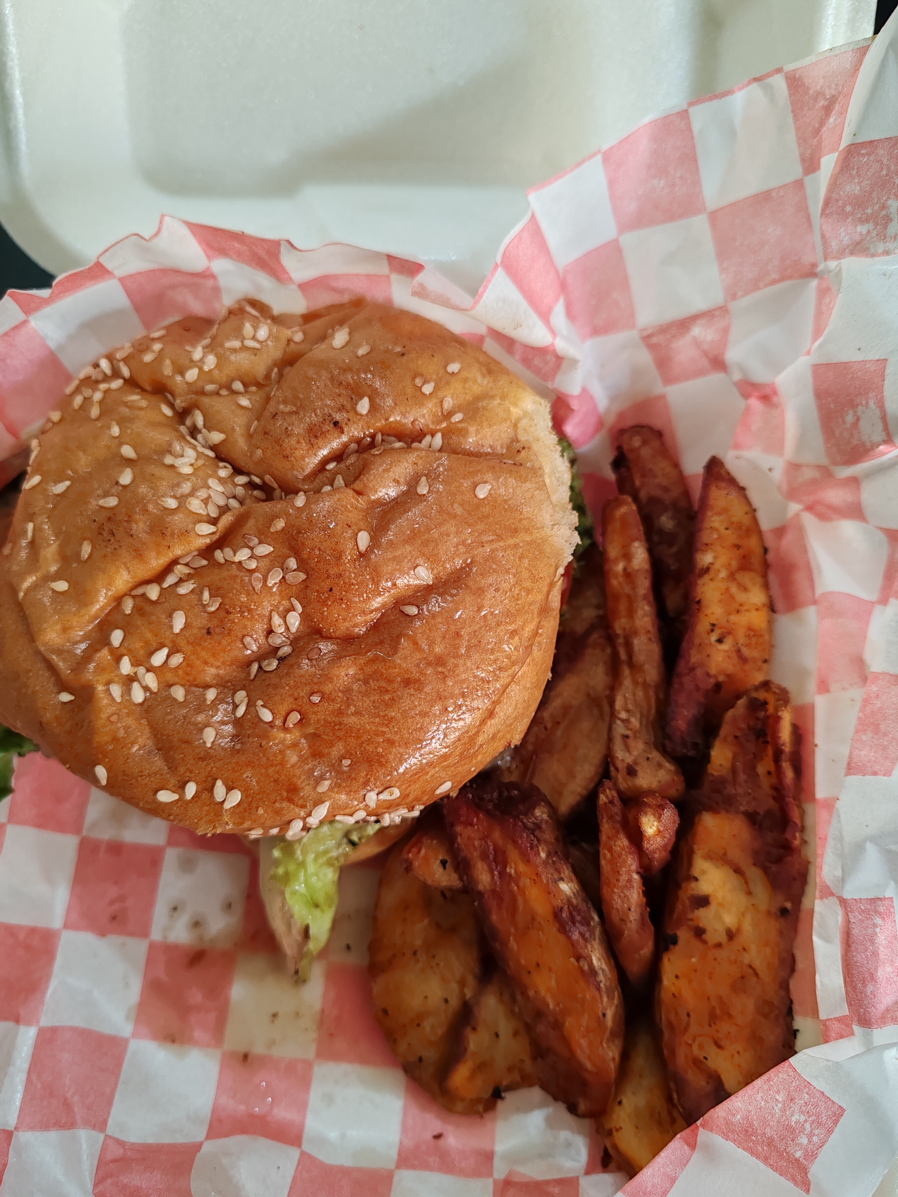 Diego’s Burgers And More image 3