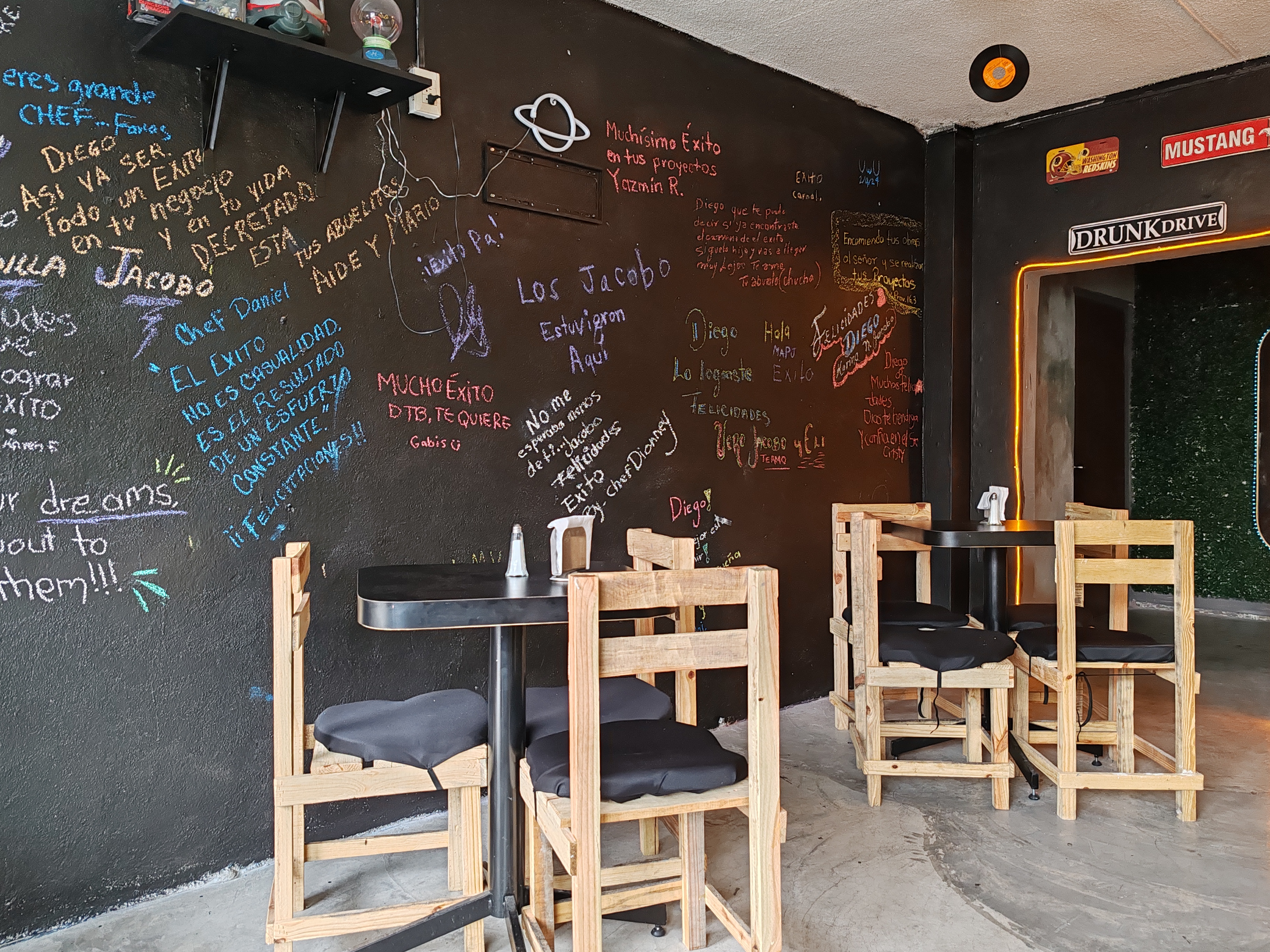 Diego’s Burgers And More image 5