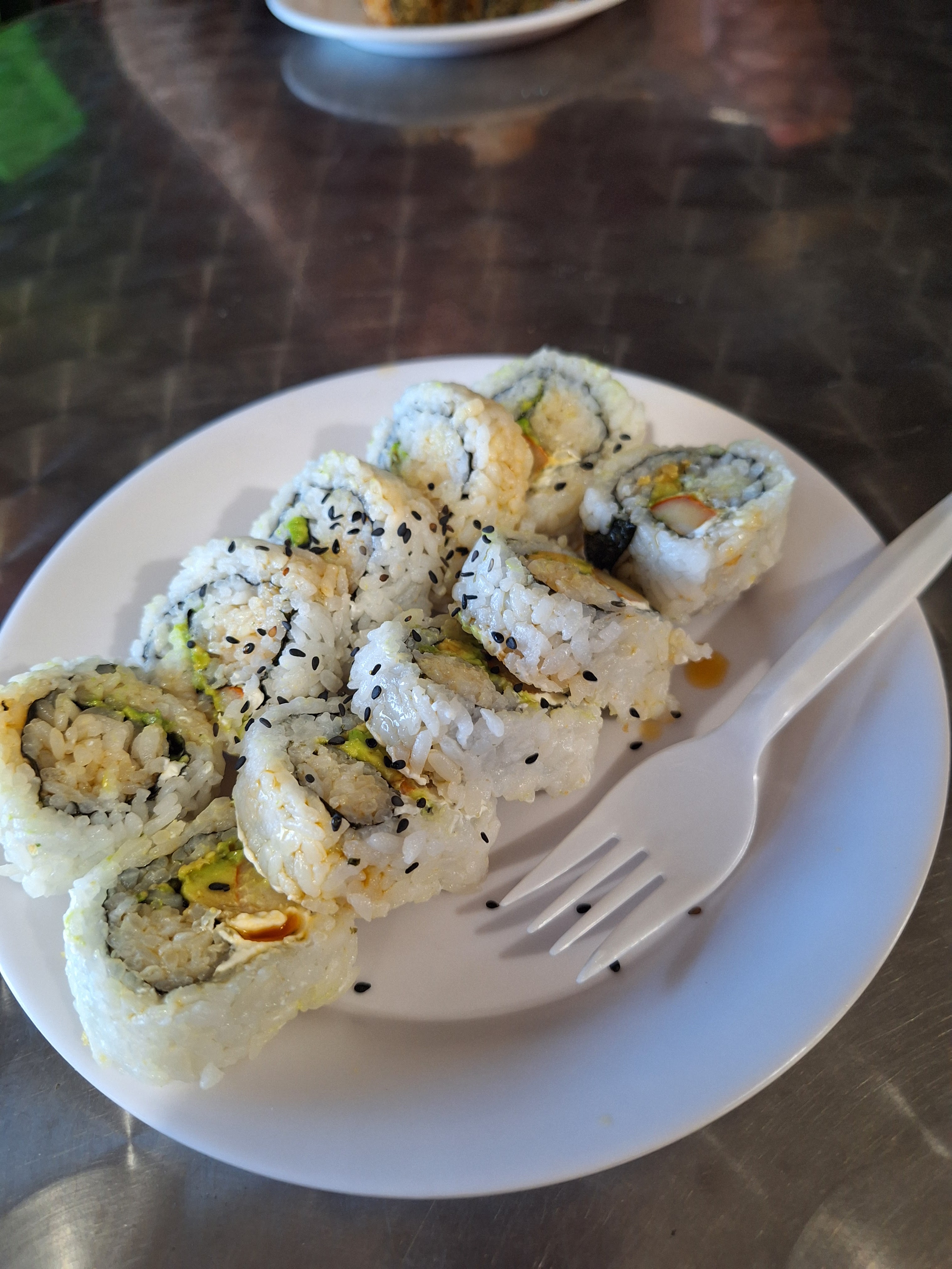 Zuki Sushi Express image 4